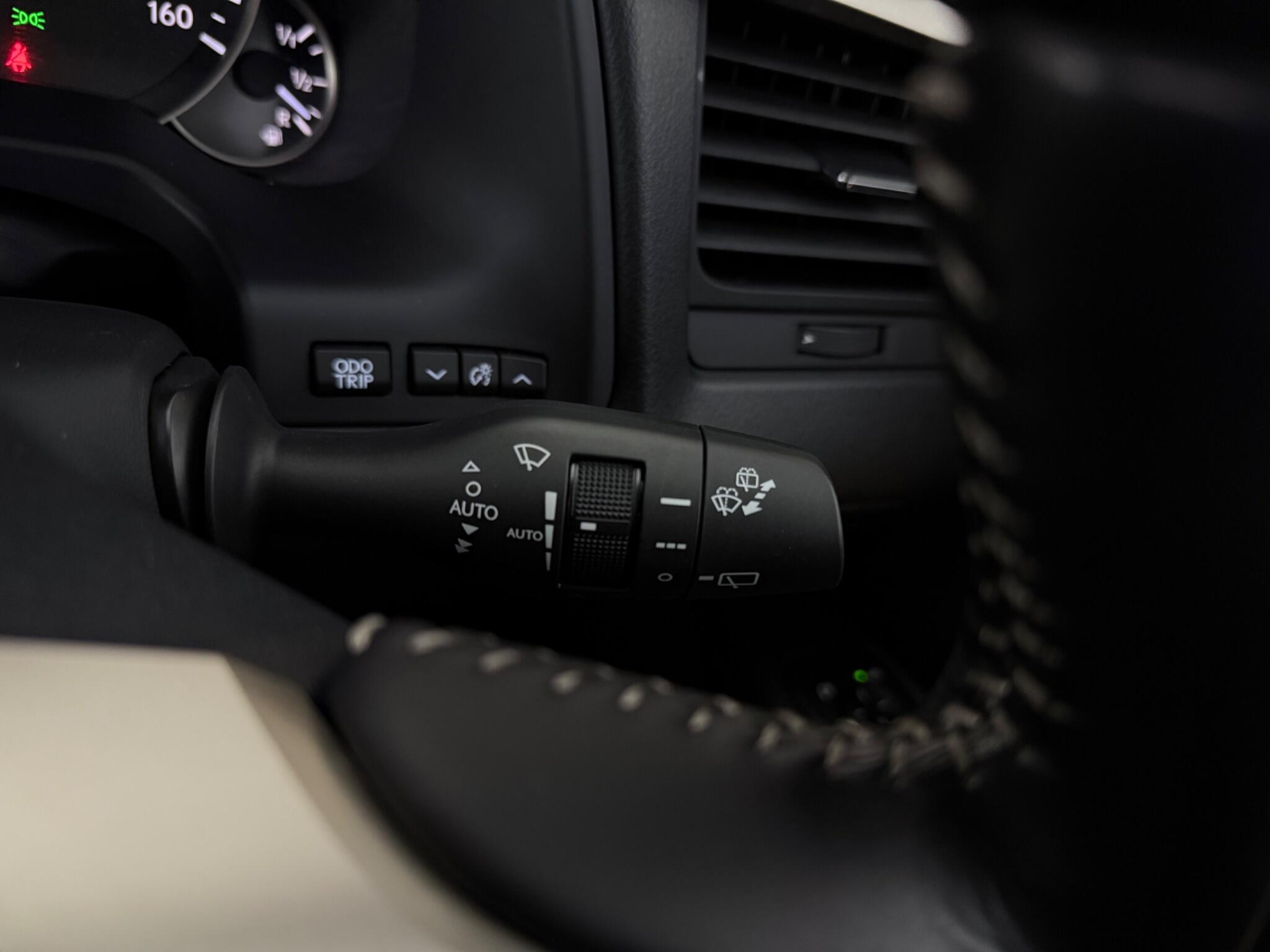 Lexus RX view 19