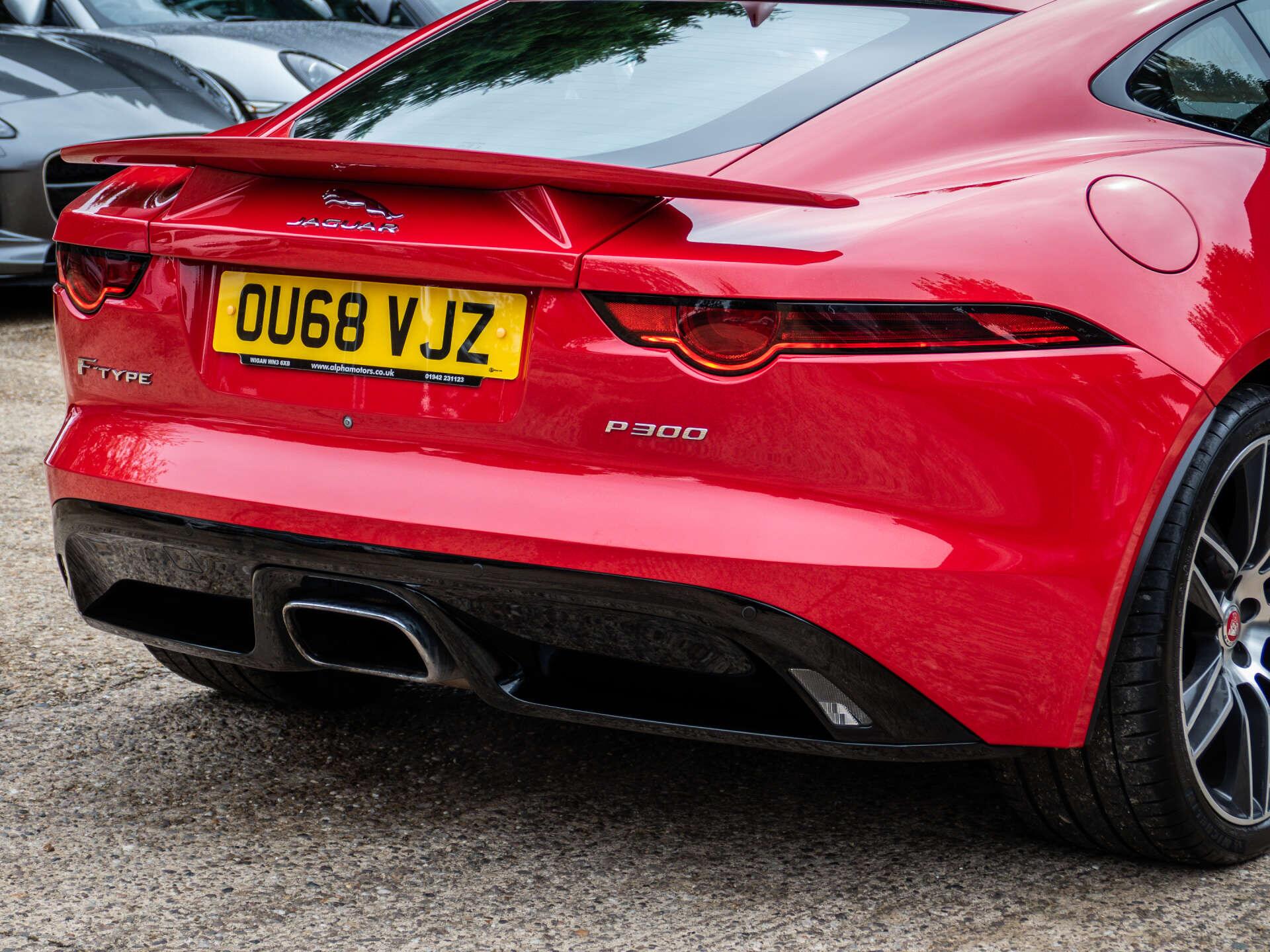 Jaguar F-Type view 19
