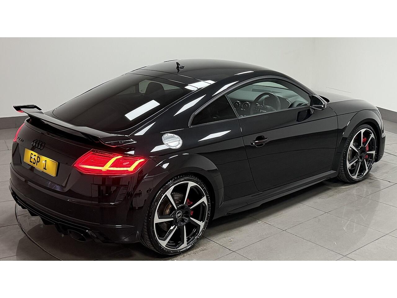 Audi TT RS view 15