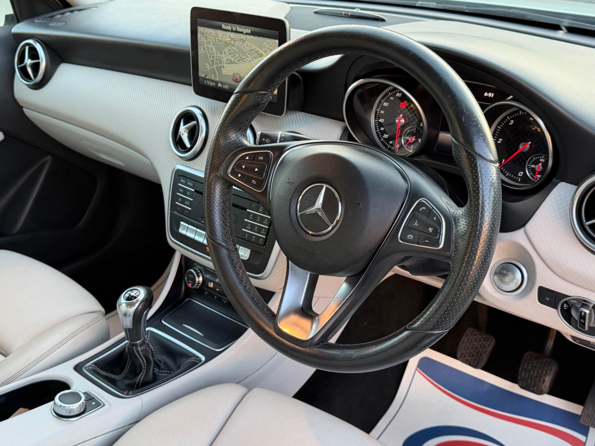 Mercedes-Benz A-Class view 26