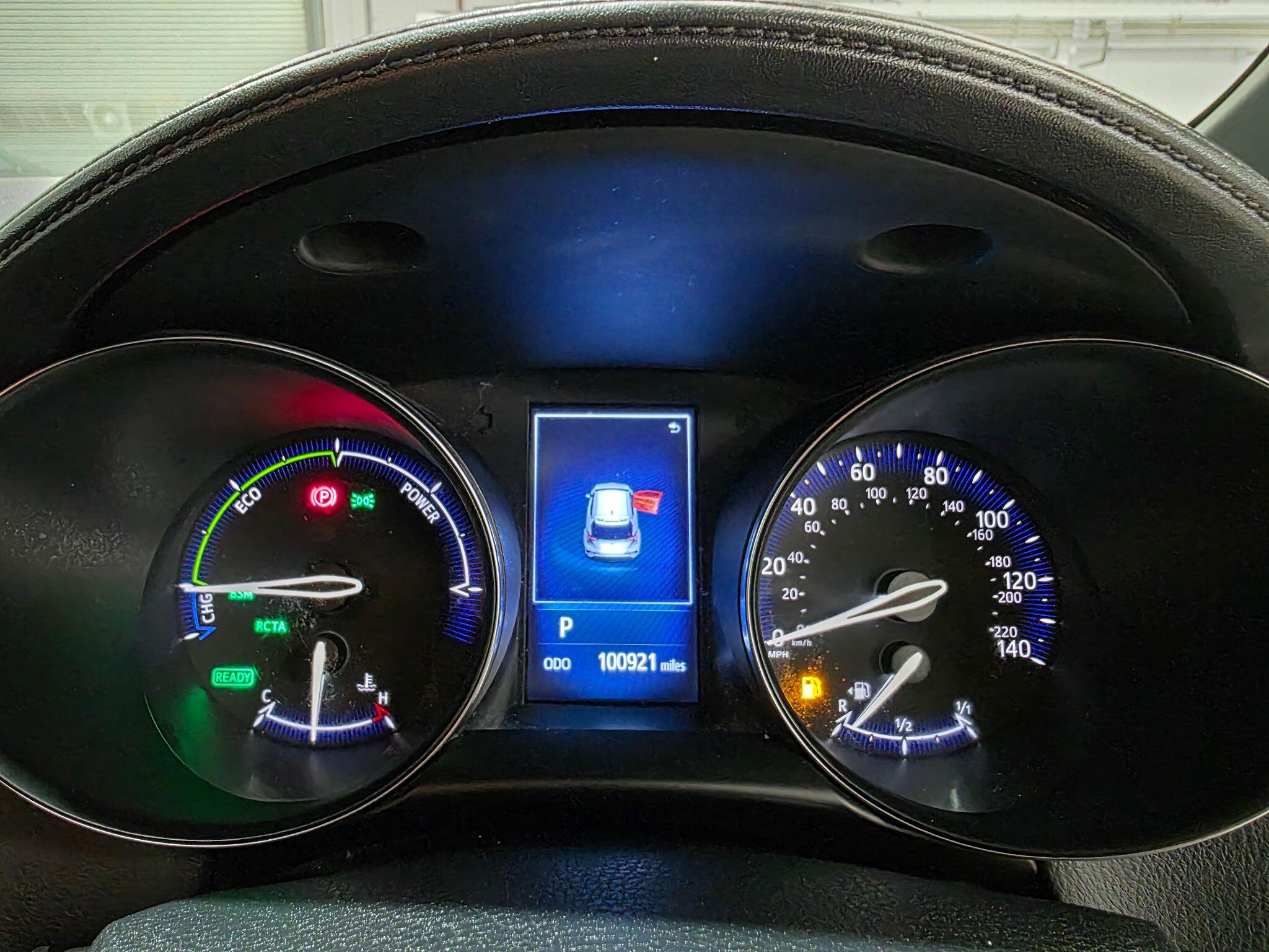 Toyota C-HR view 10