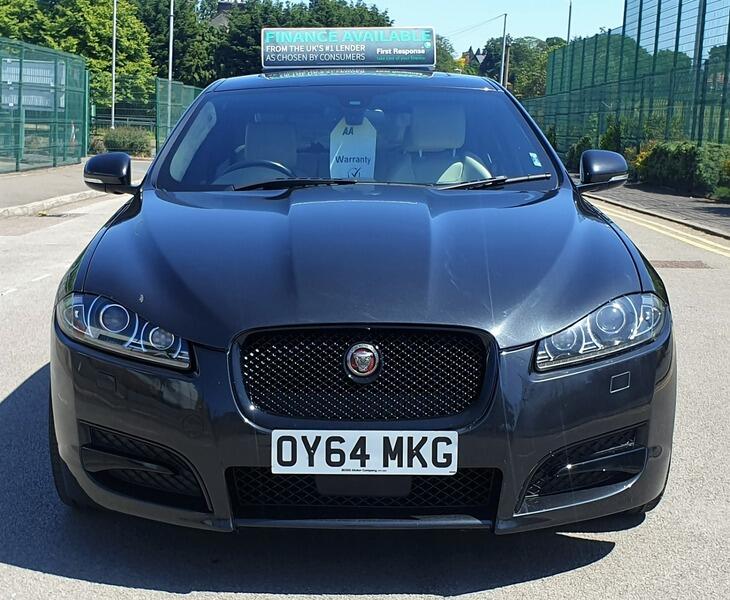 2014 Jaguar XF image 2