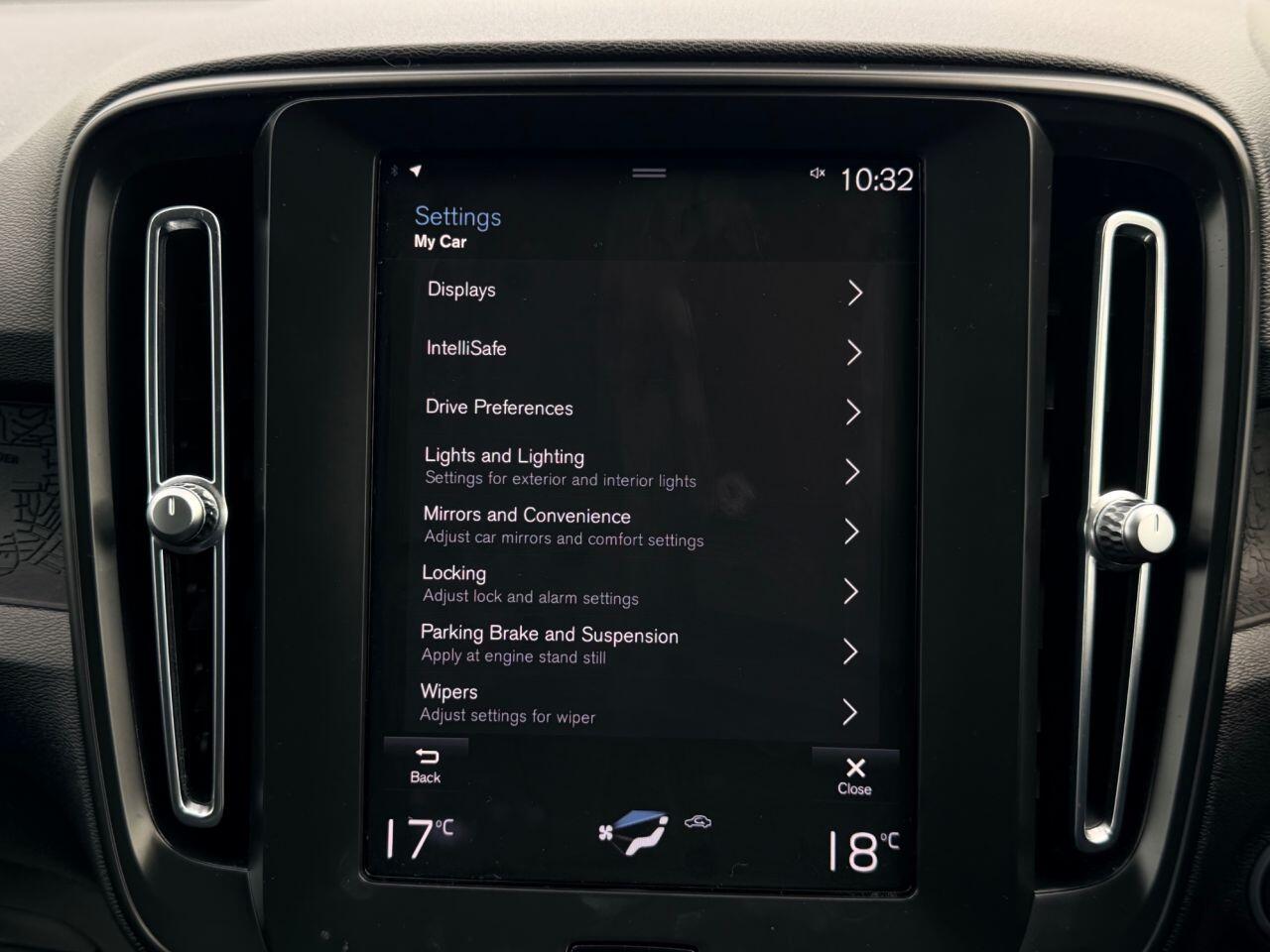 Volvo XC40 view 49