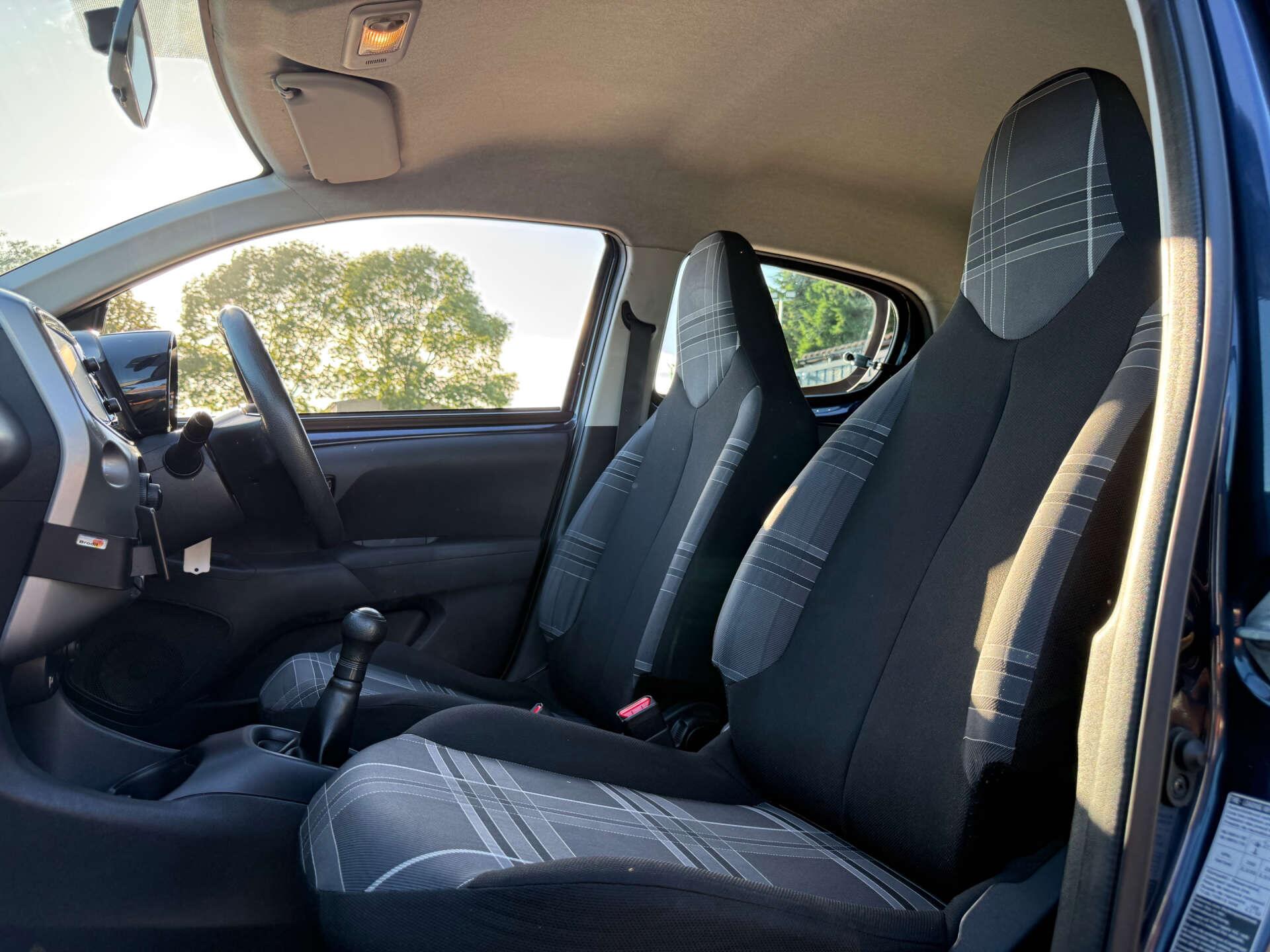 Peugeot 108 view 71
