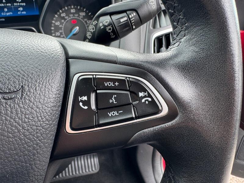 Ford Focus view 36
