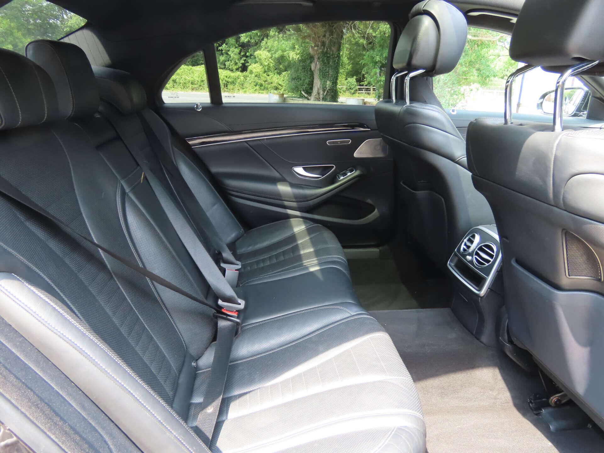 Mercedes-Benz S-Class view 10