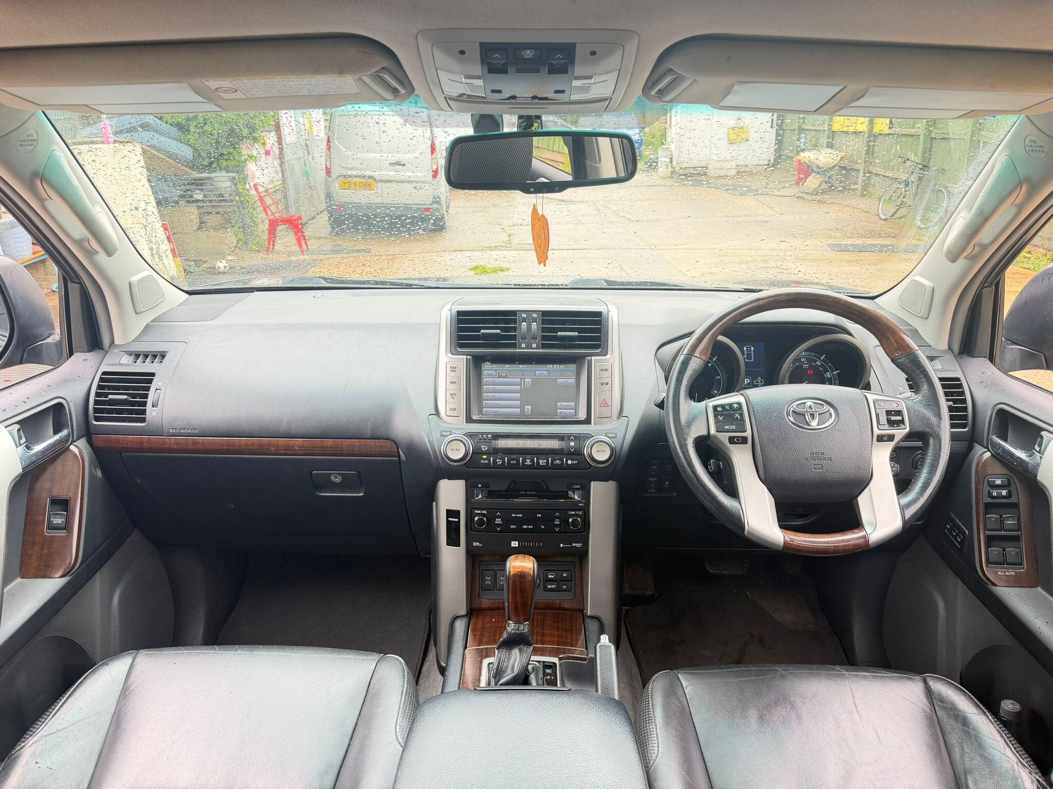 Toyota Land Cruiser view 21