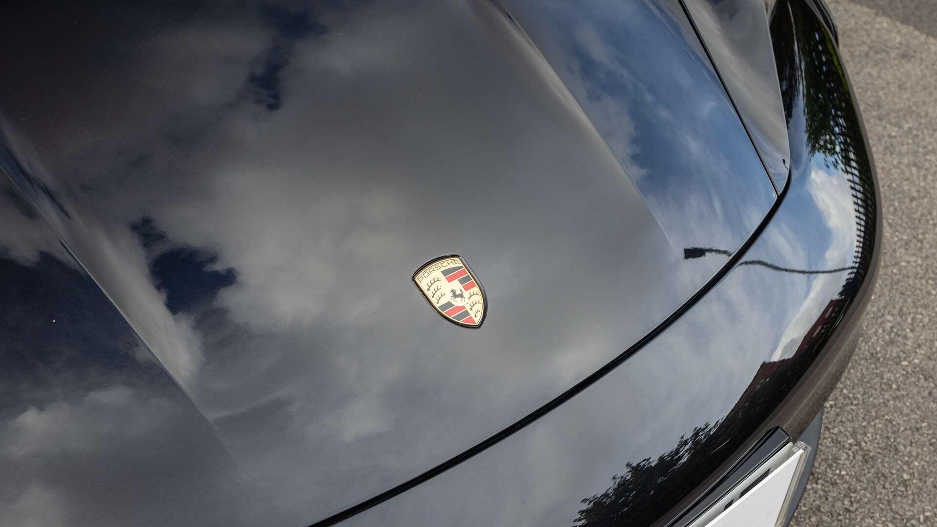 Porsche Taycan view 34