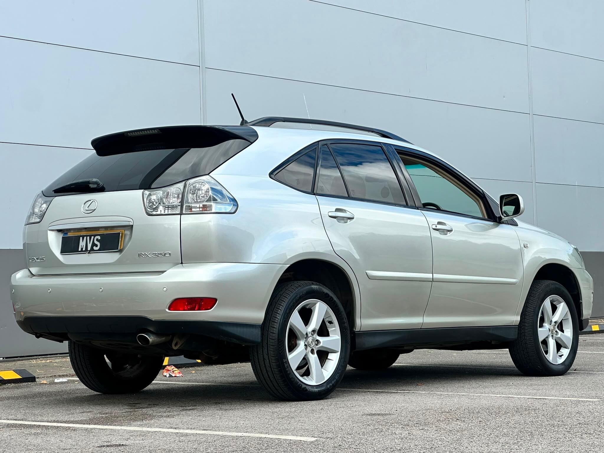 Lexus RX view 10