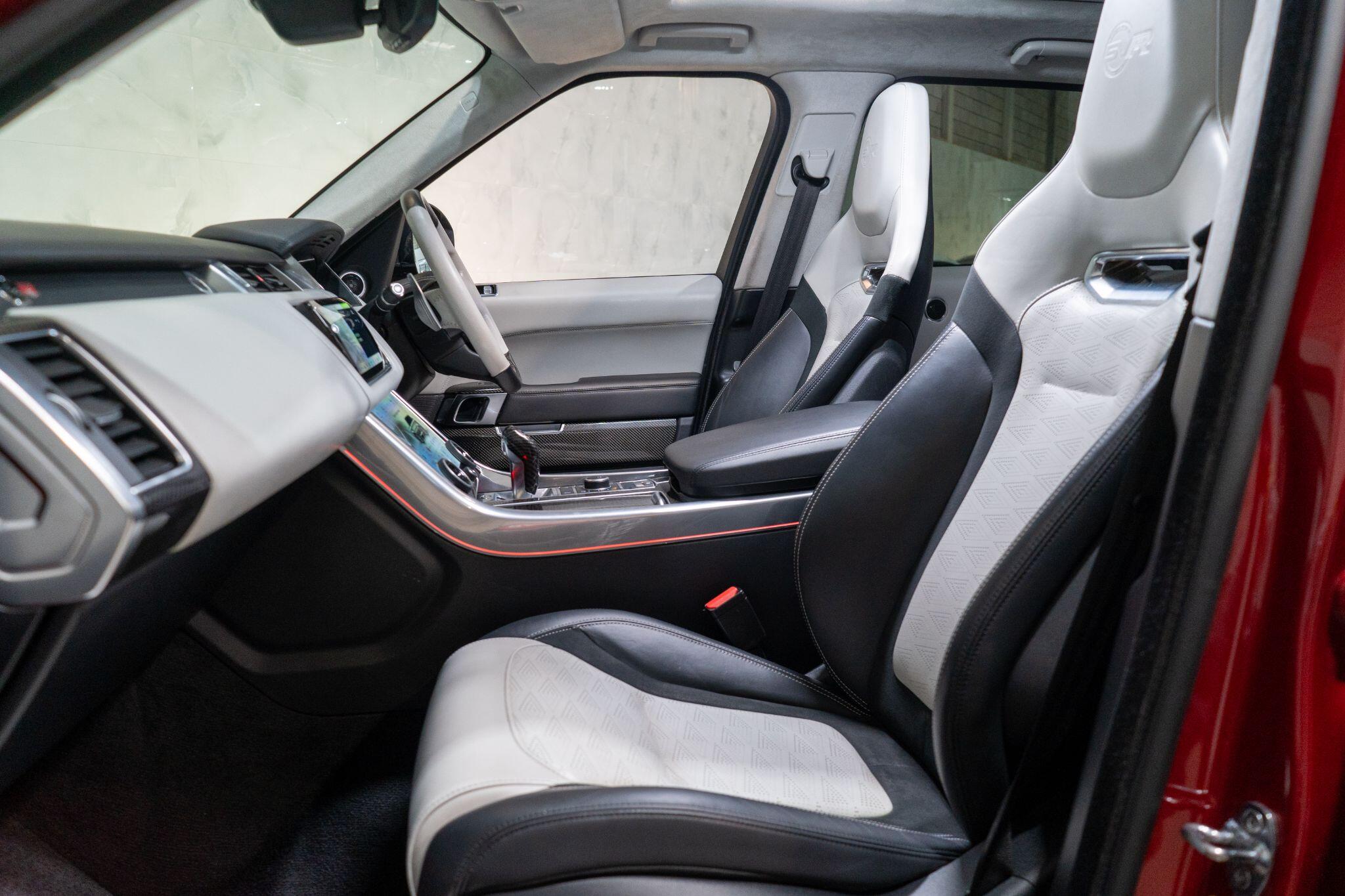 Land Rover Range Rover Sport view 42