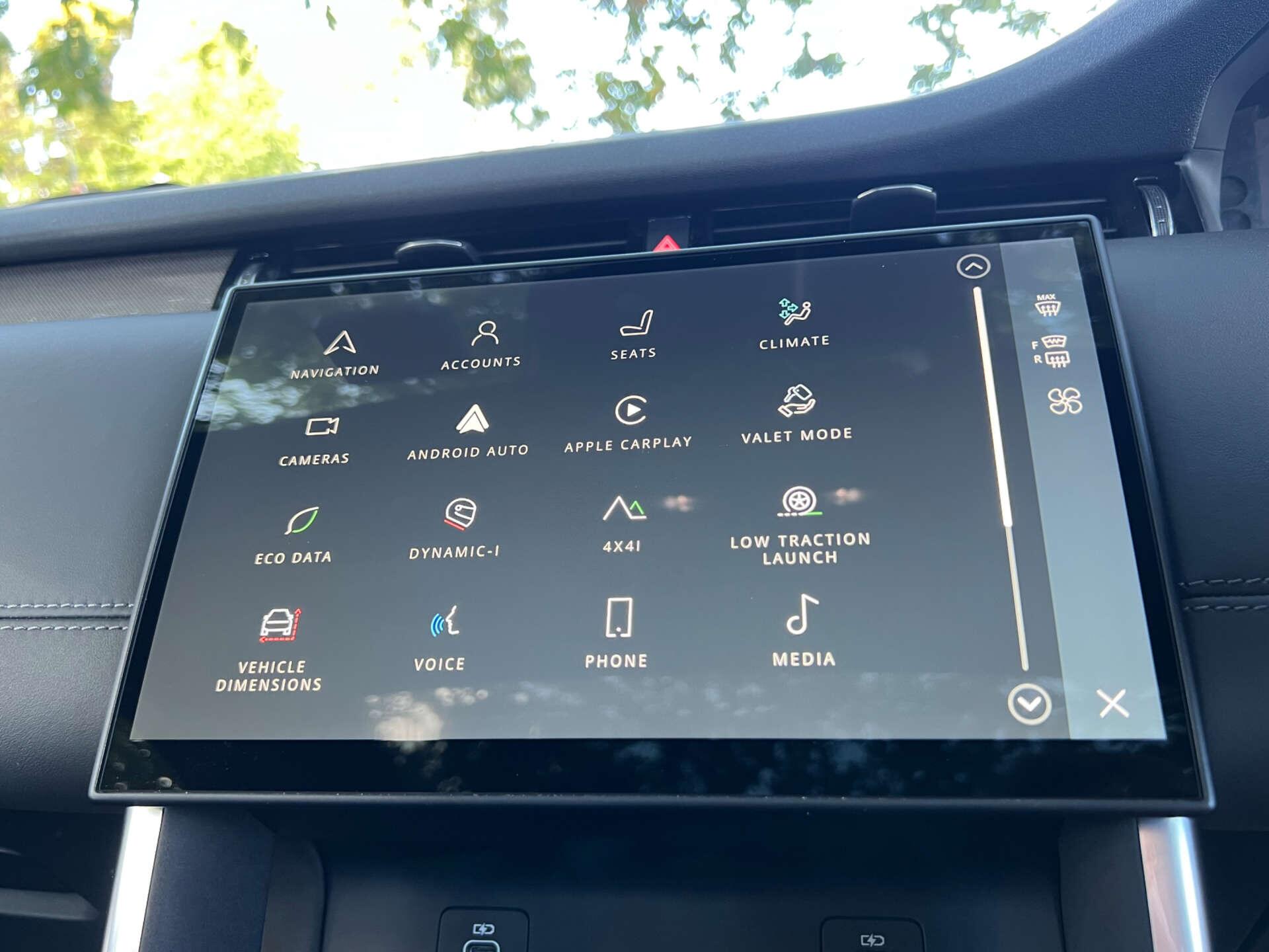 Land Rover Discovery Sport view 49
