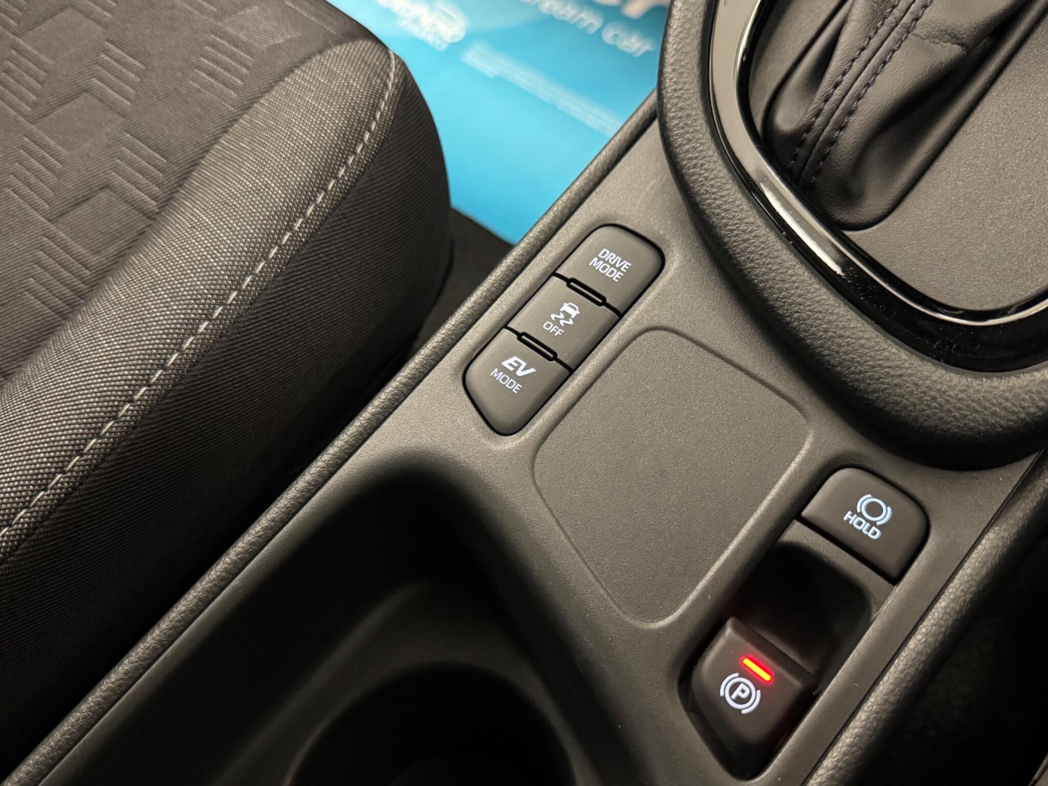 Toyota Yaris view 11