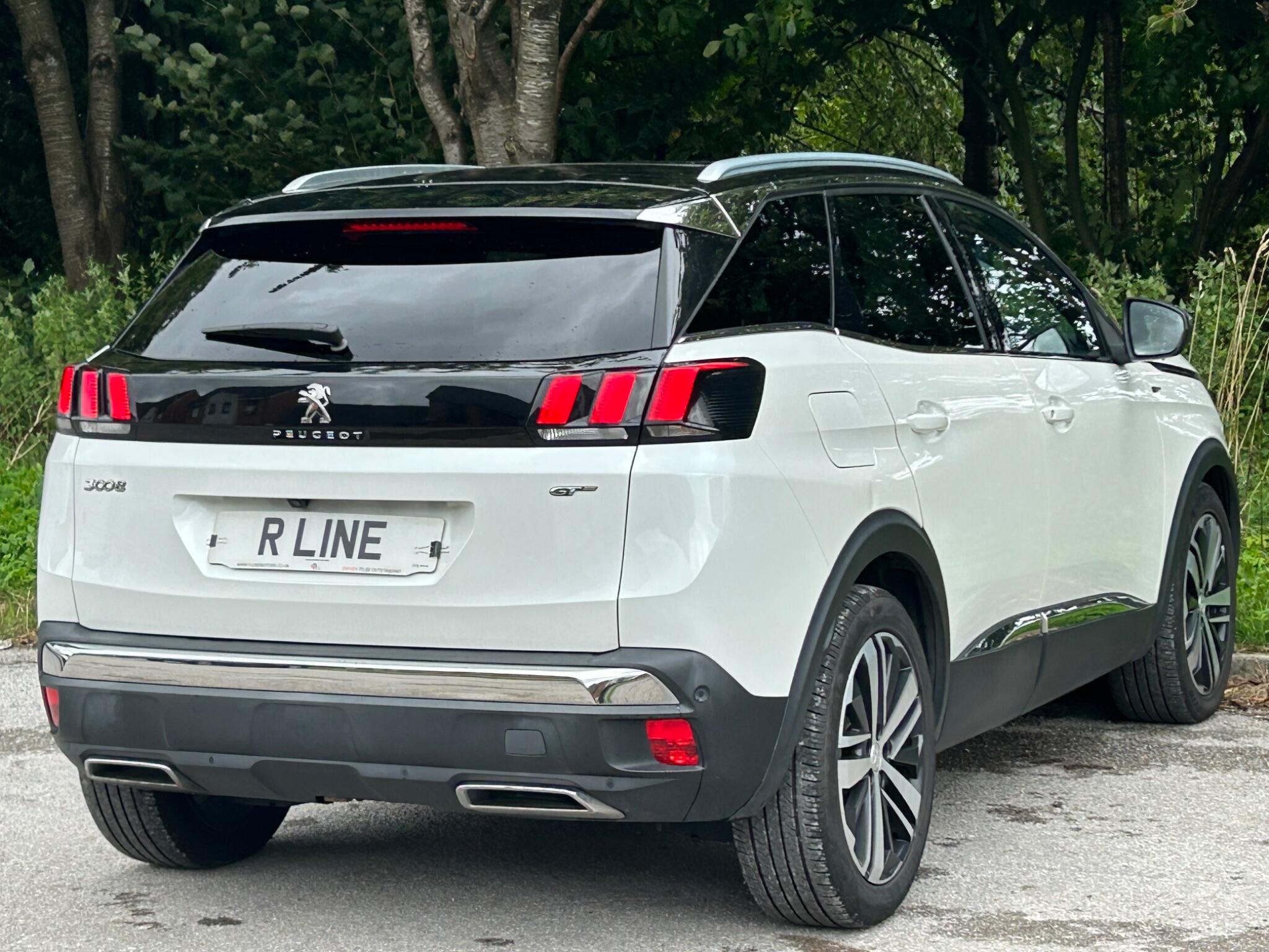 Peugeot 3008 view 11