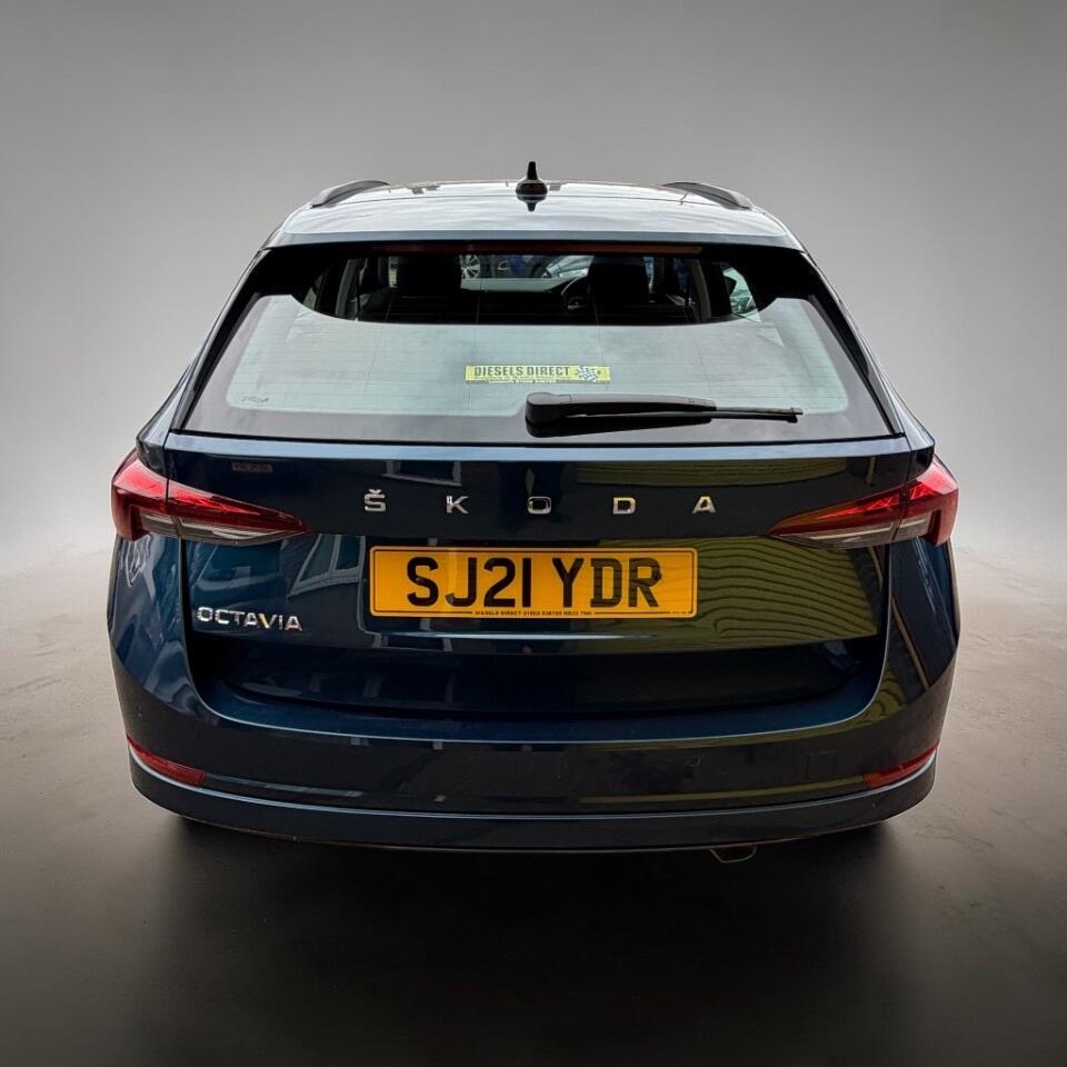 Skoda Octavia view 6