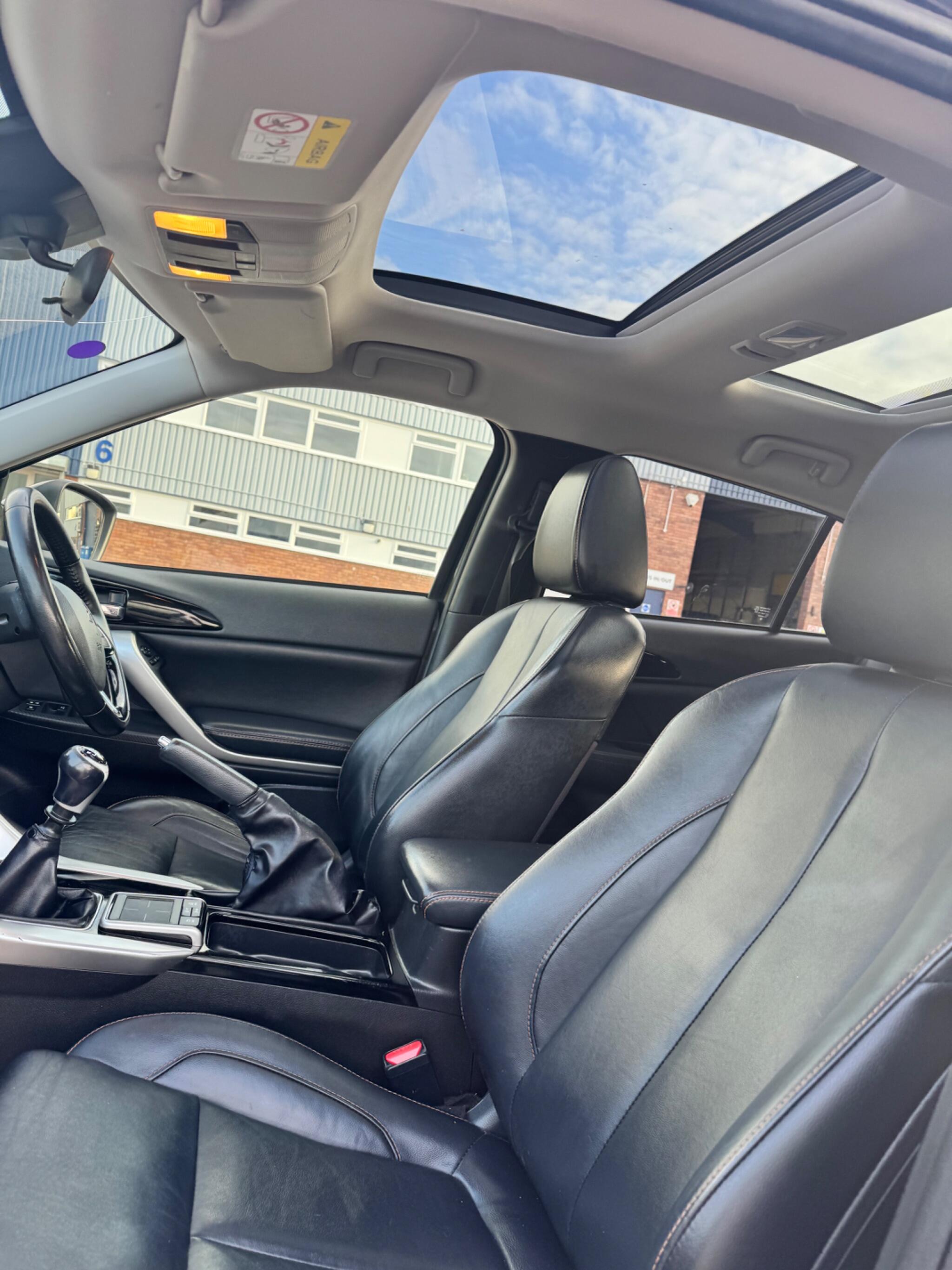 Mitsubishi Eclipse Cross view 53