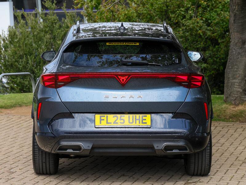 Cupra Formentor view 14