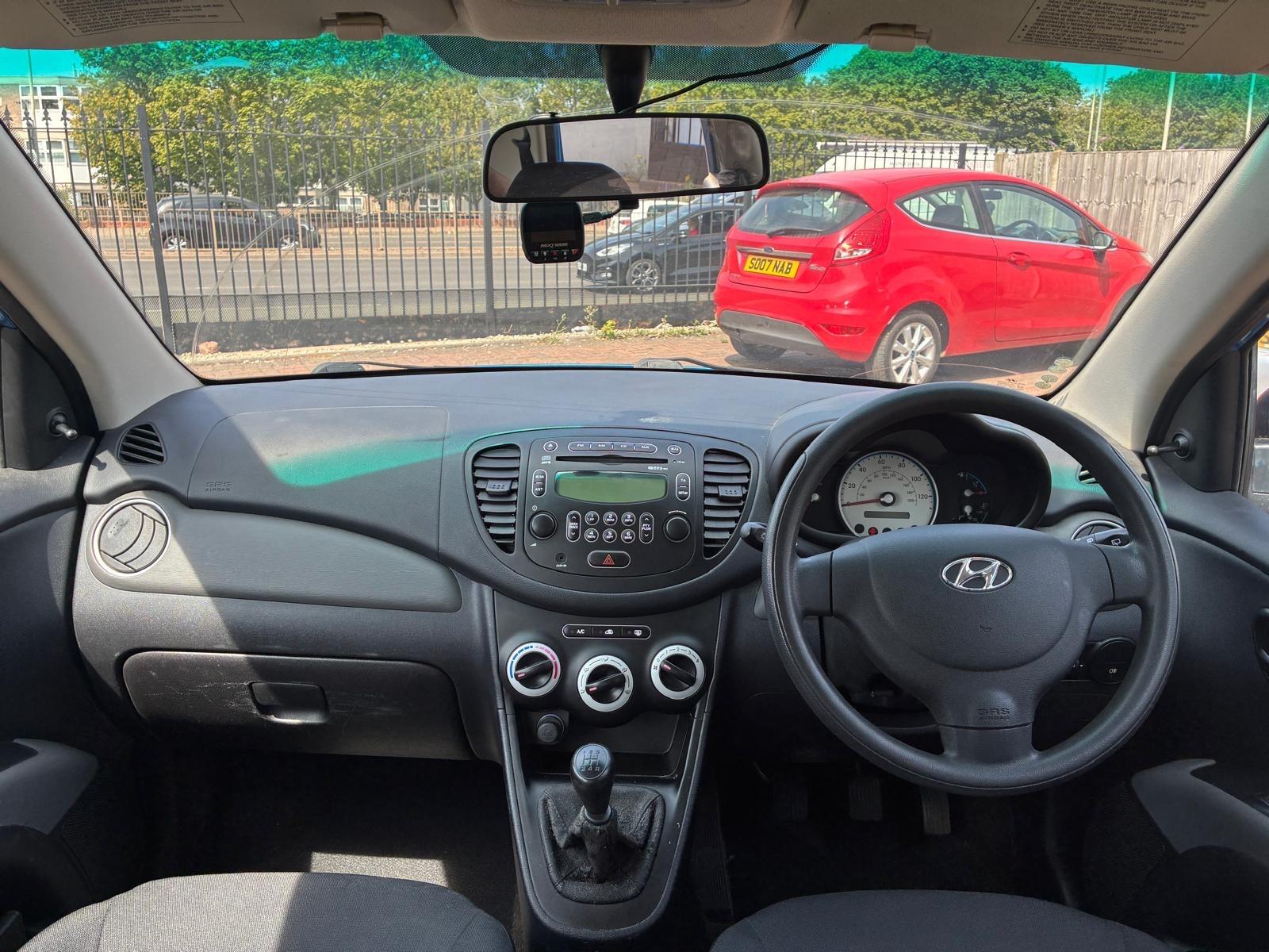 Hyundai i10 view 19