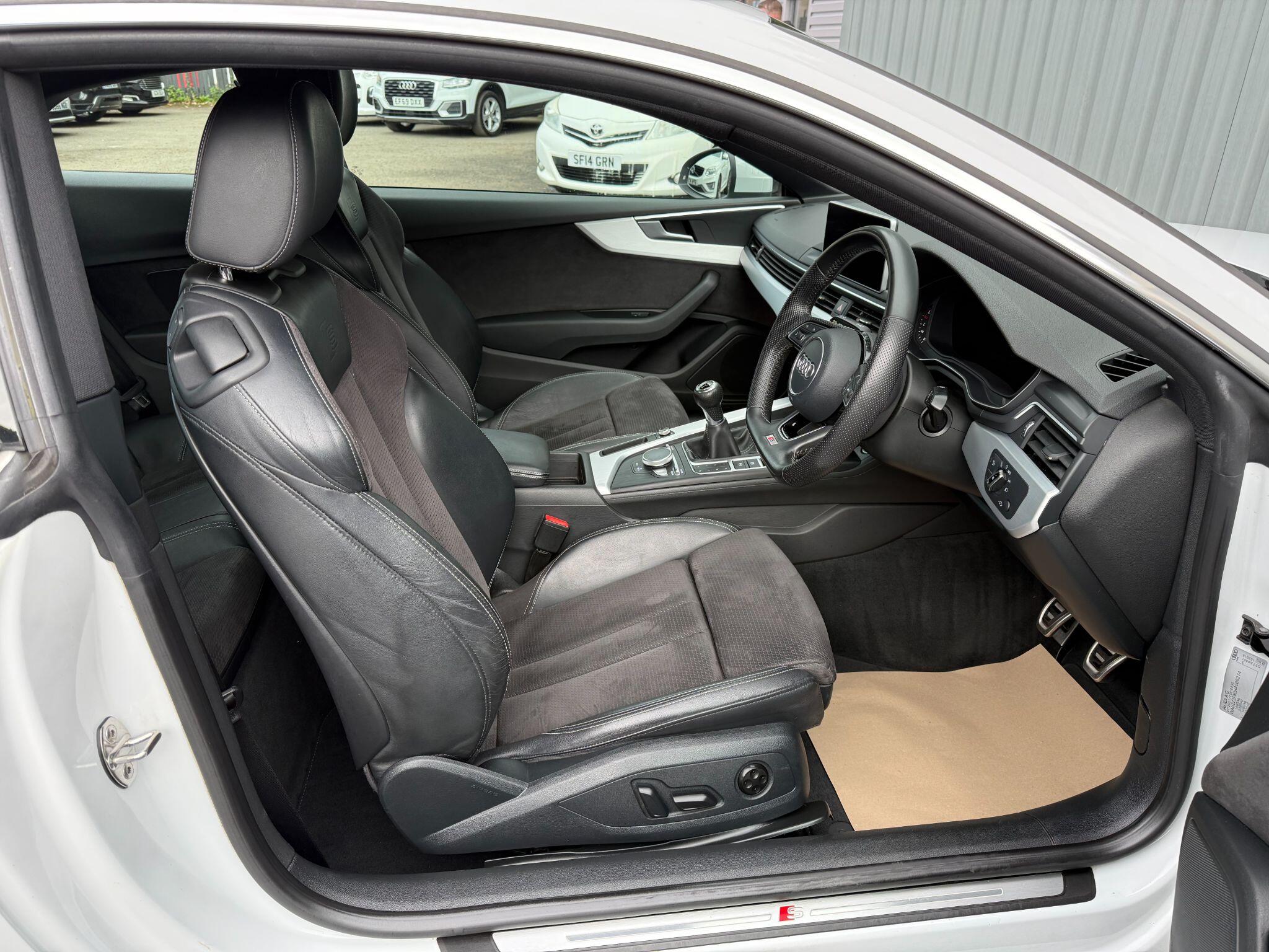 Audi A5 view 15
