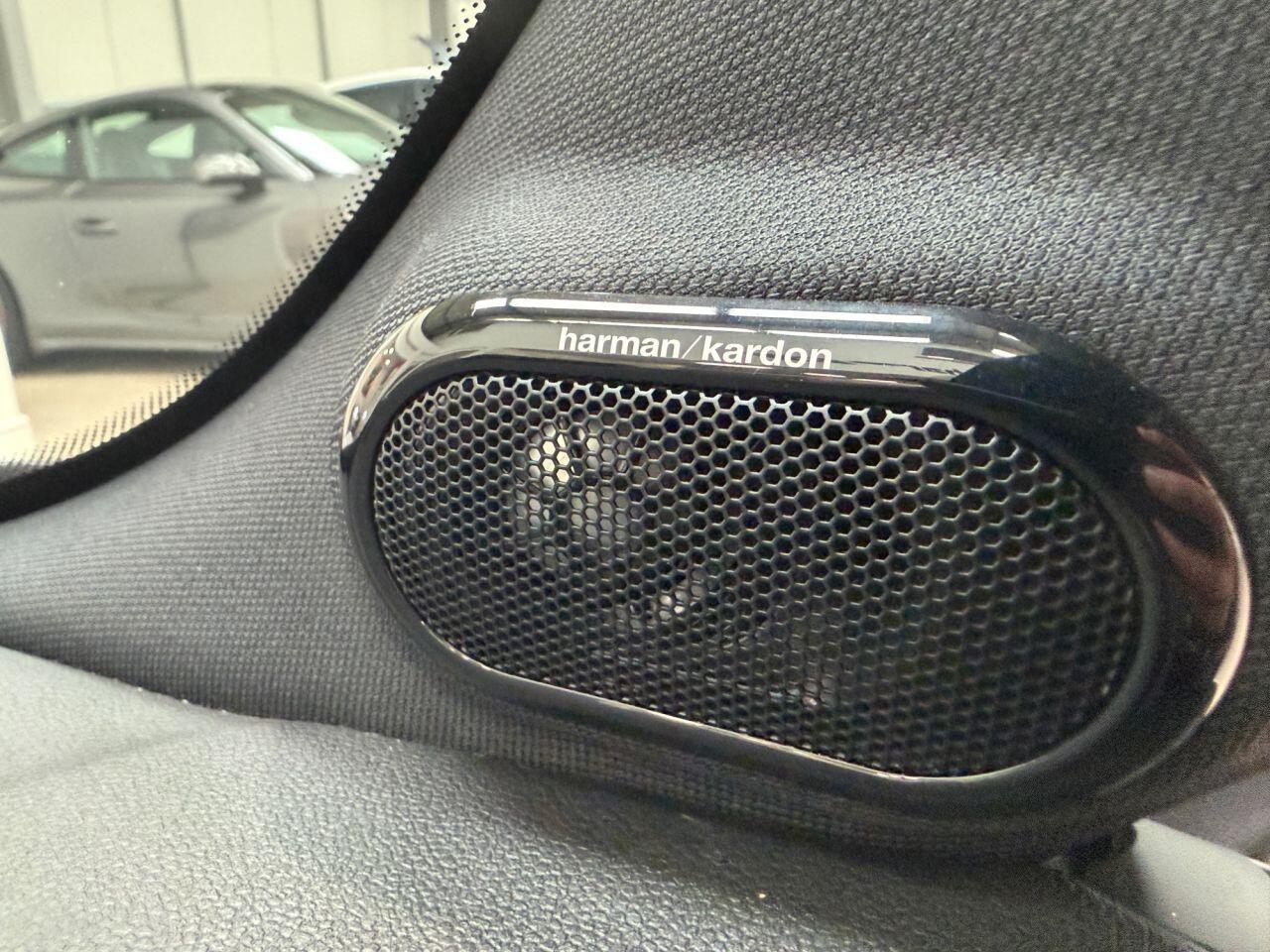 Mini Cooper view 30