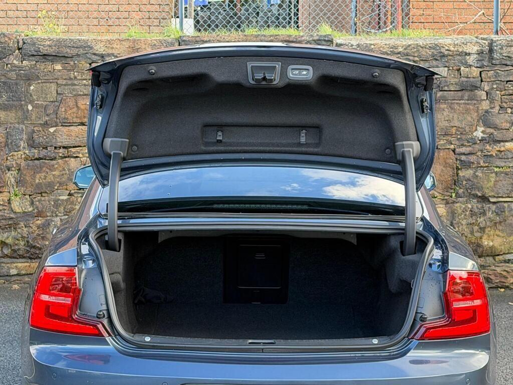Volvo S90 view 23