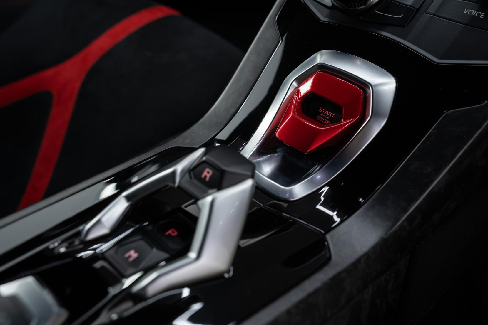 Lamborghini Huracan view 42