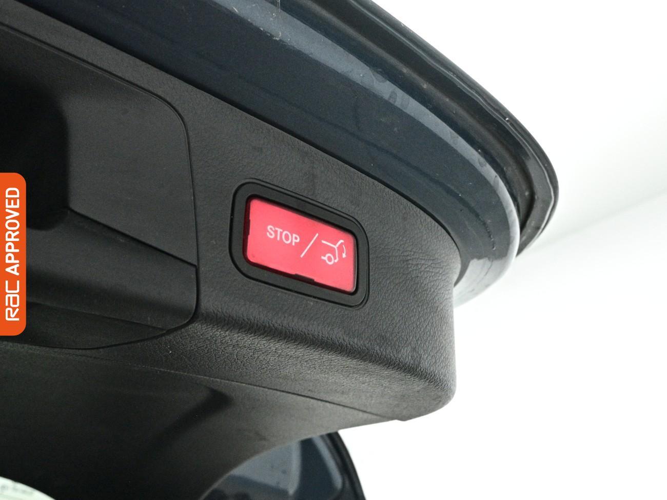 Mercedes-Benz Eqa view 32