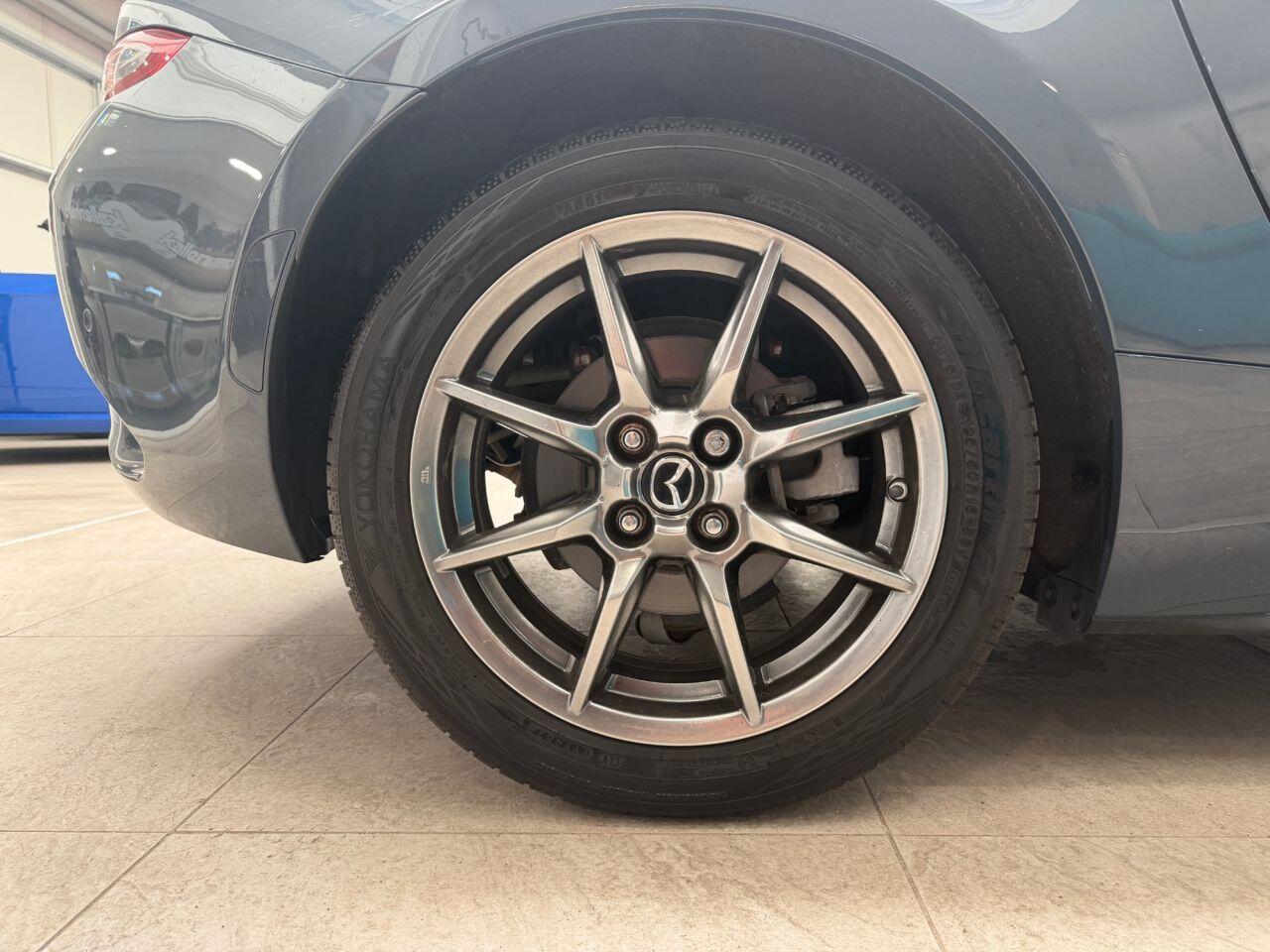 Mazda Skyactiv-G view 12