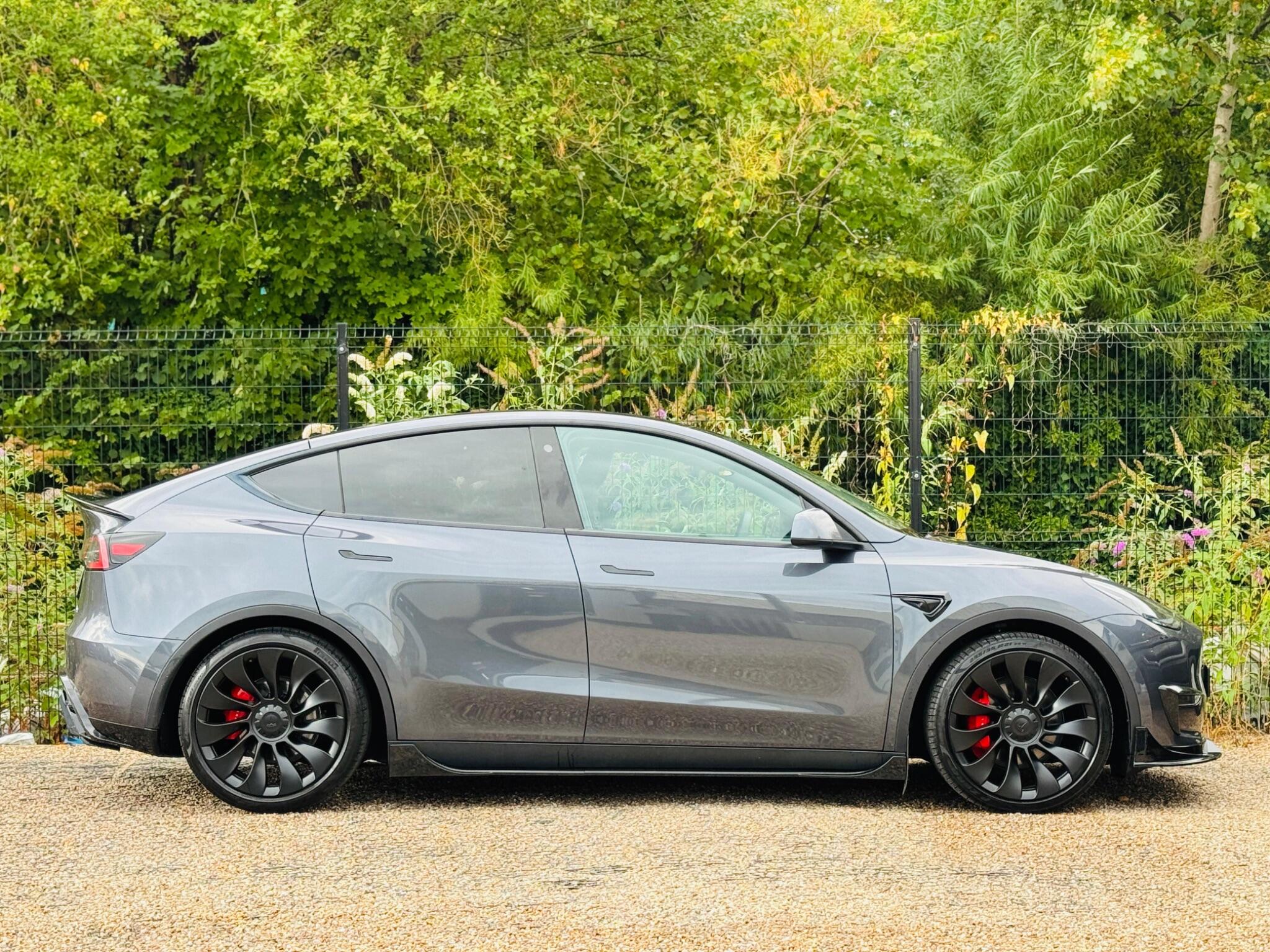 Tesla Model Y view 8