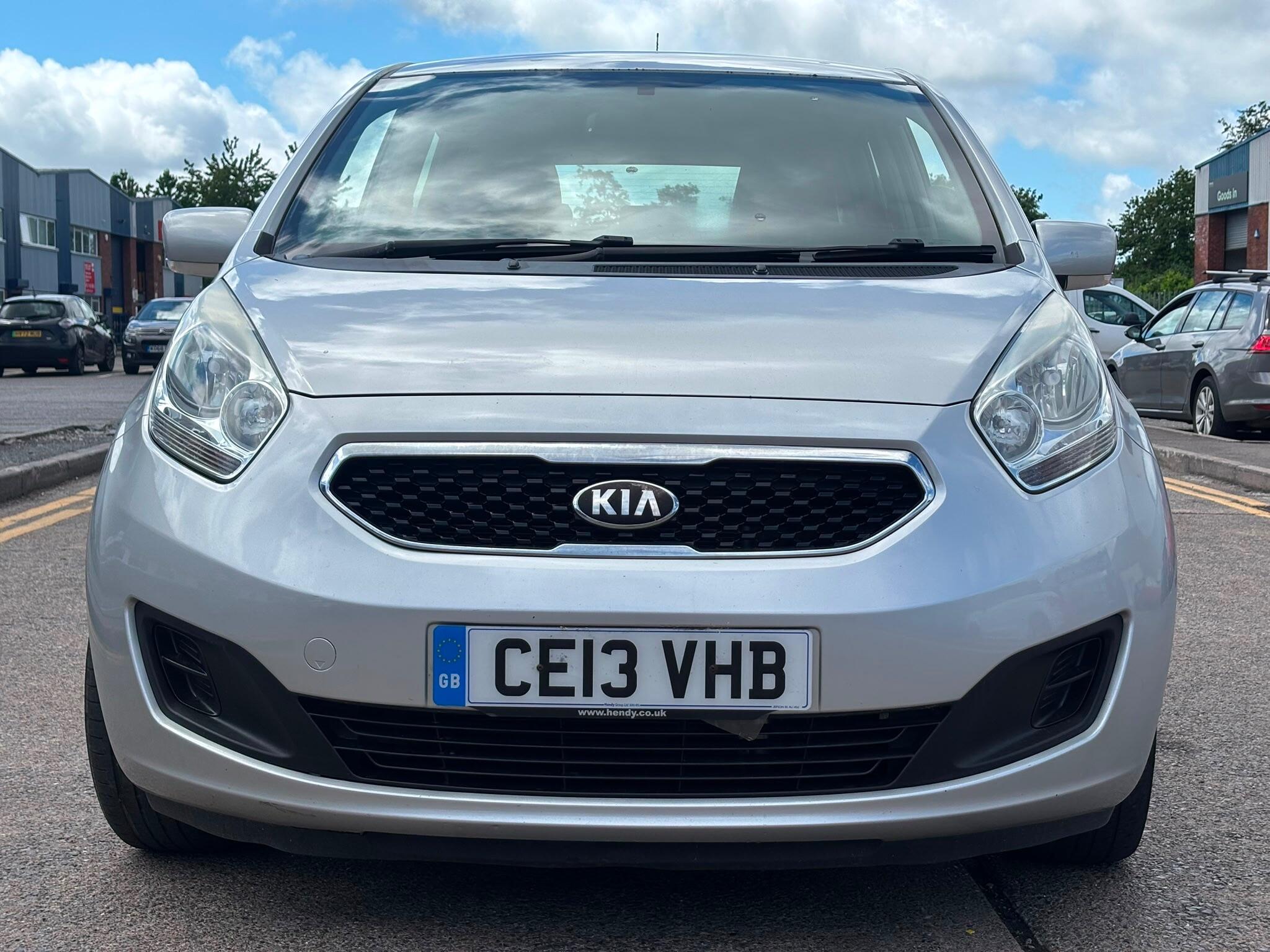 Kia Venga view 2