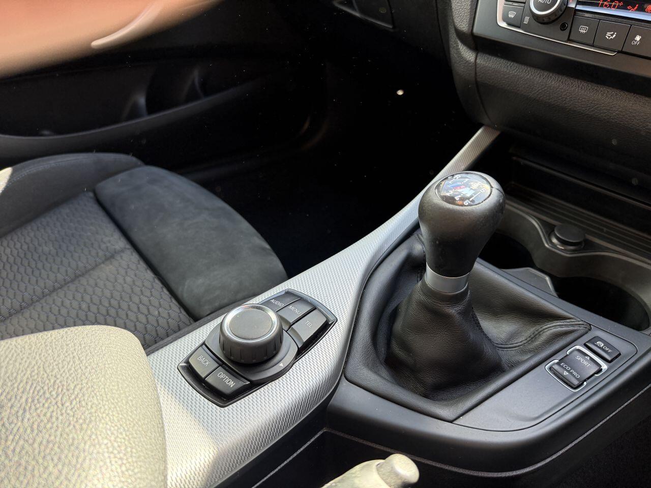BMW 1 Series view 22