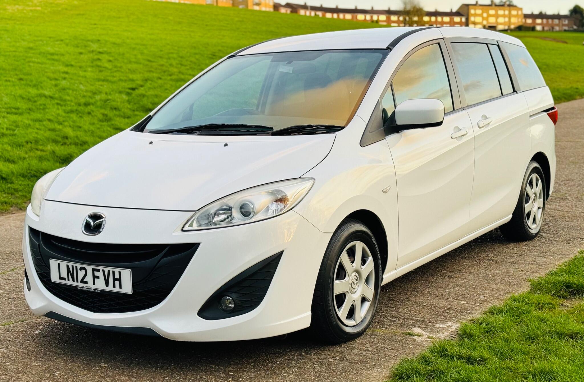 2012 Mazda Mazda5 image 5
