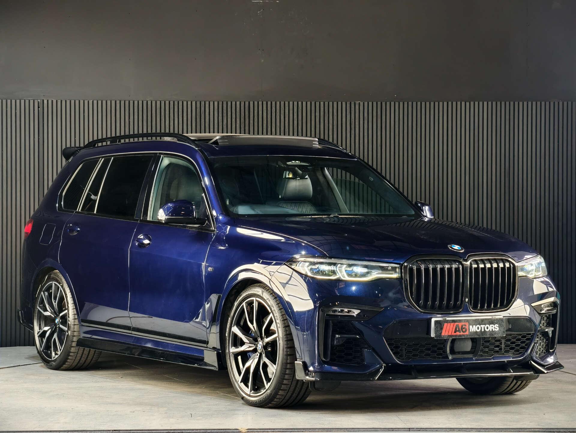 BMW X7 view 9