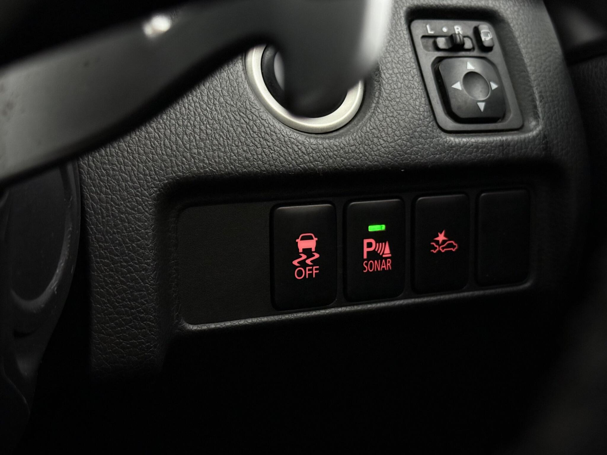 Mitsubishi Shogun Sport view 13