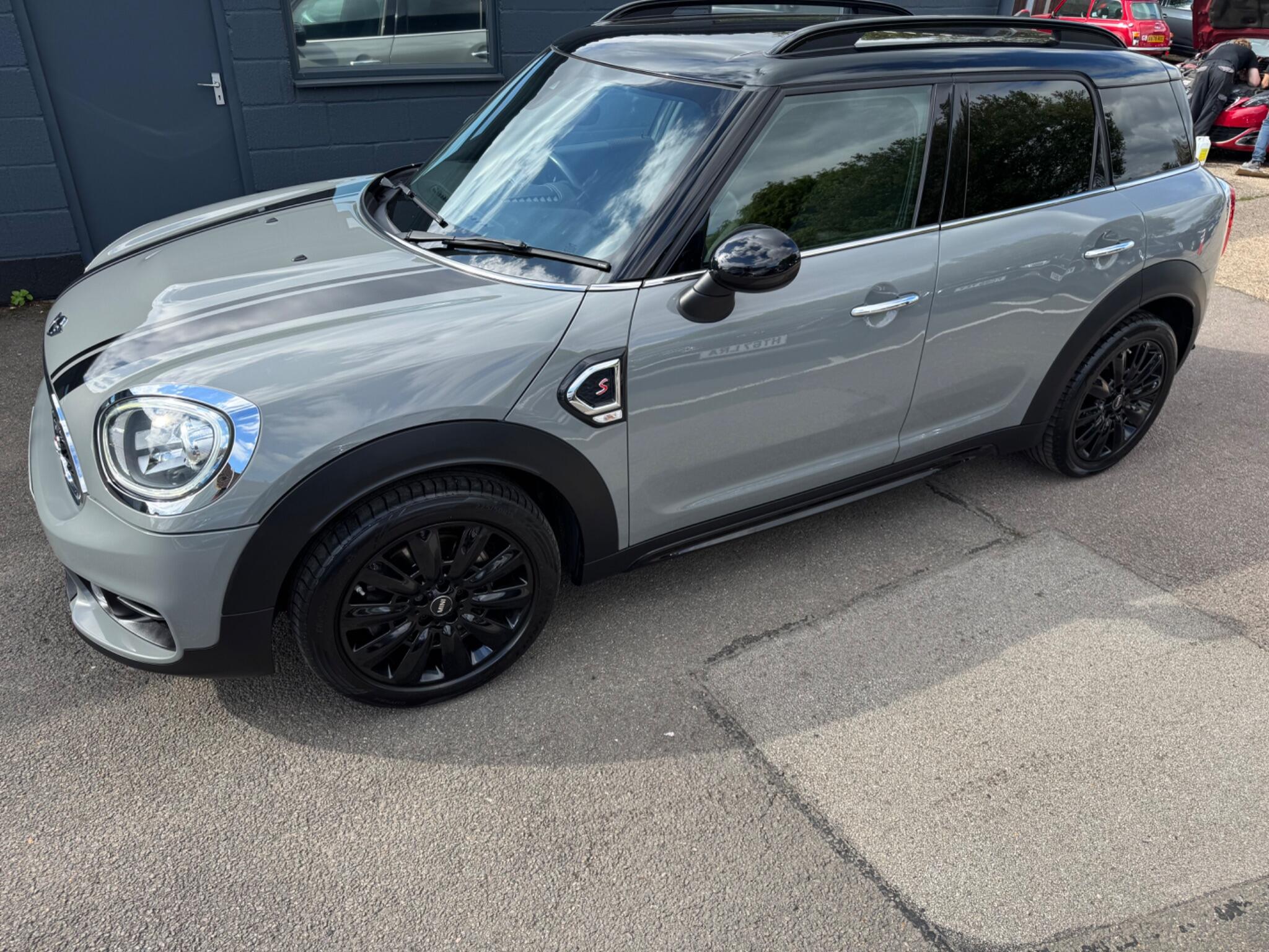 Mini Countryman view 9