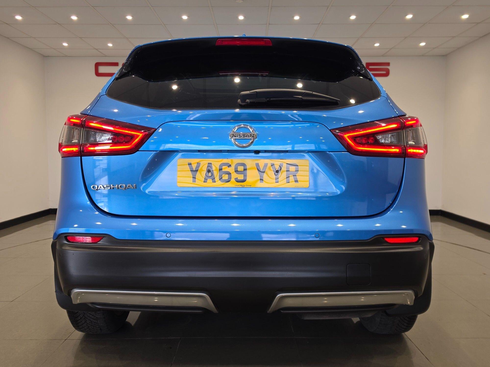 Nissan Qashqai view 16