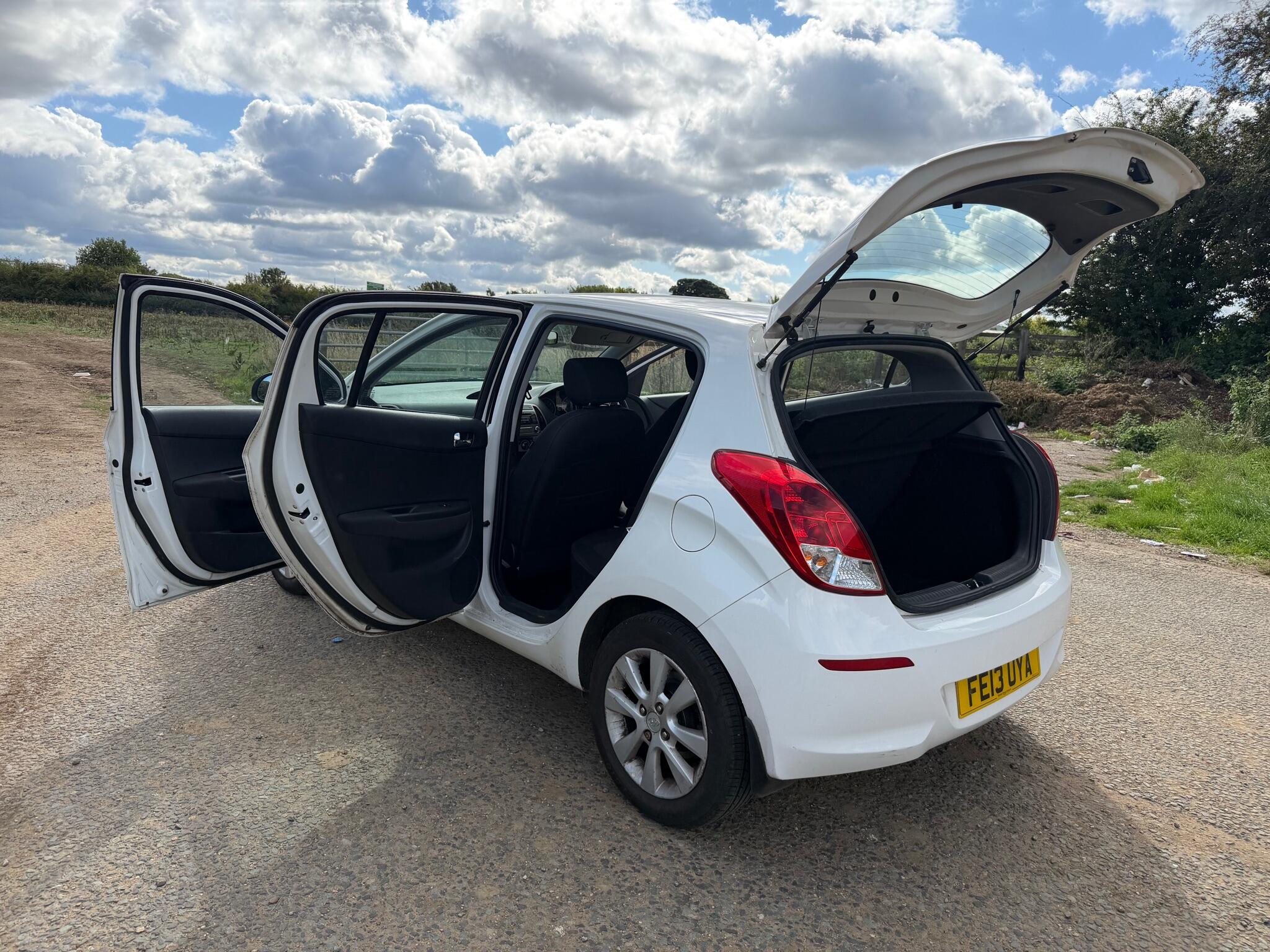 Hyundai I20 view 28