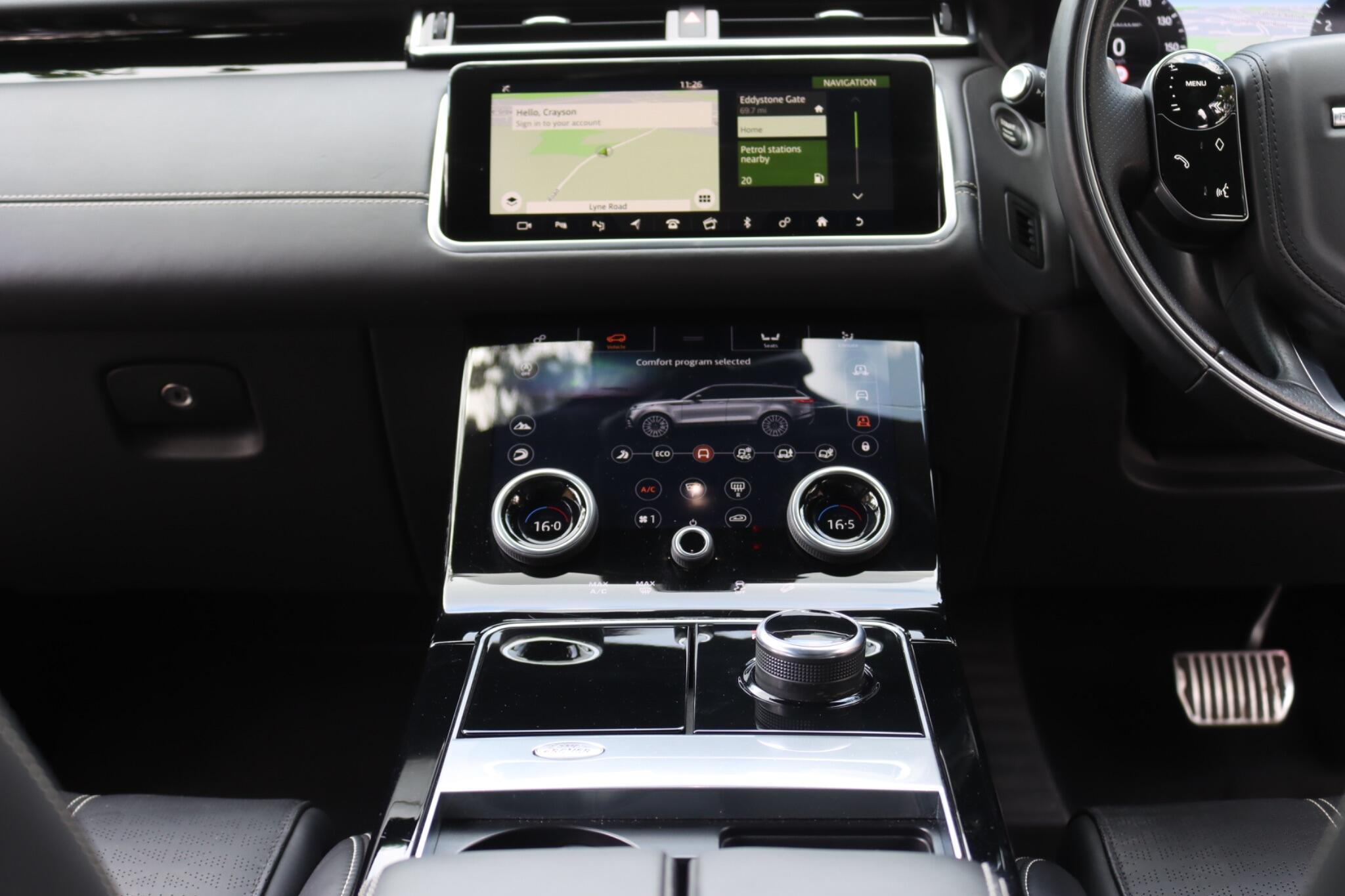 Land Rover Range Rover Velar view 69