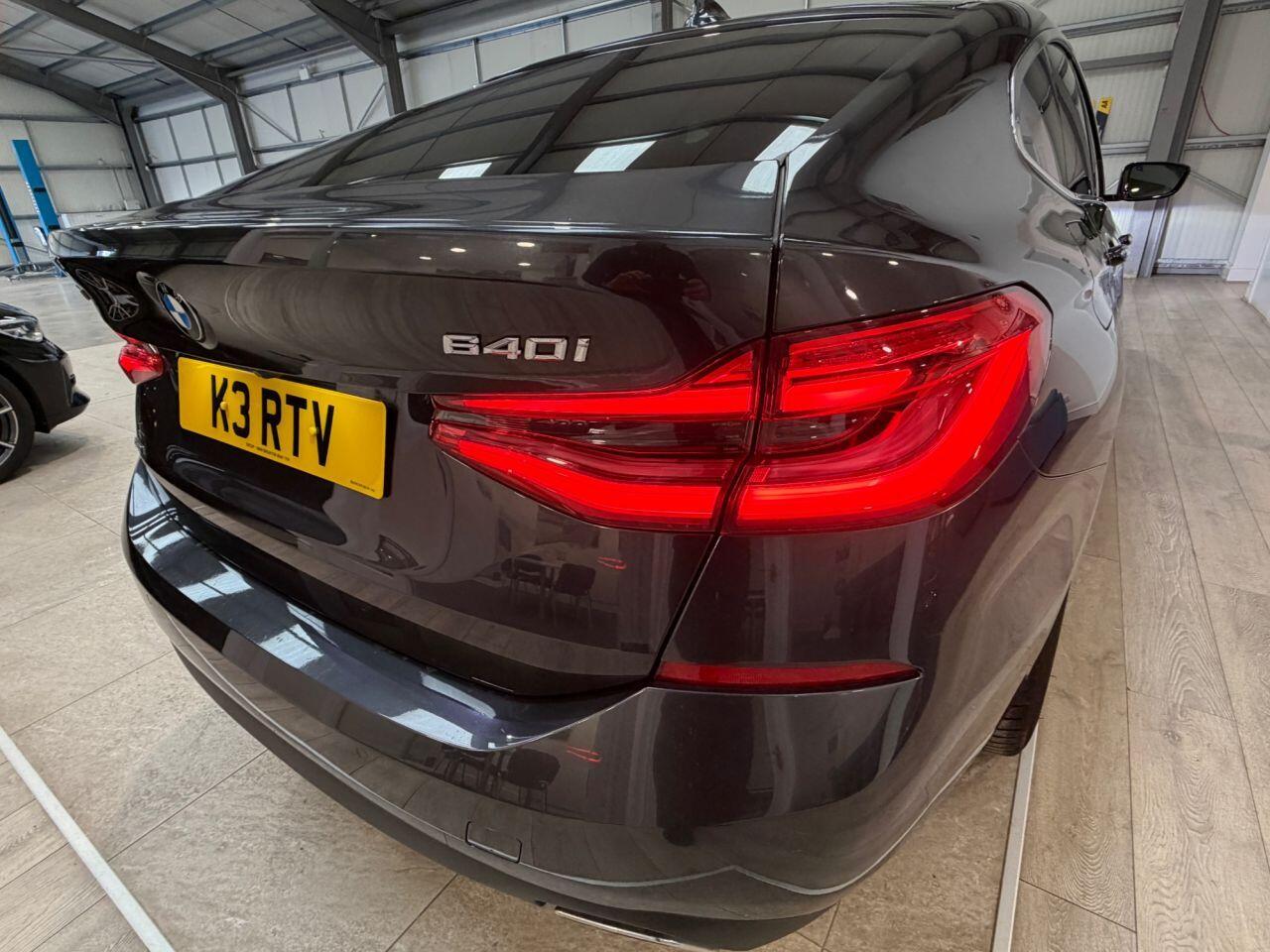 BMW 6 Series Gran Turismo view 12
