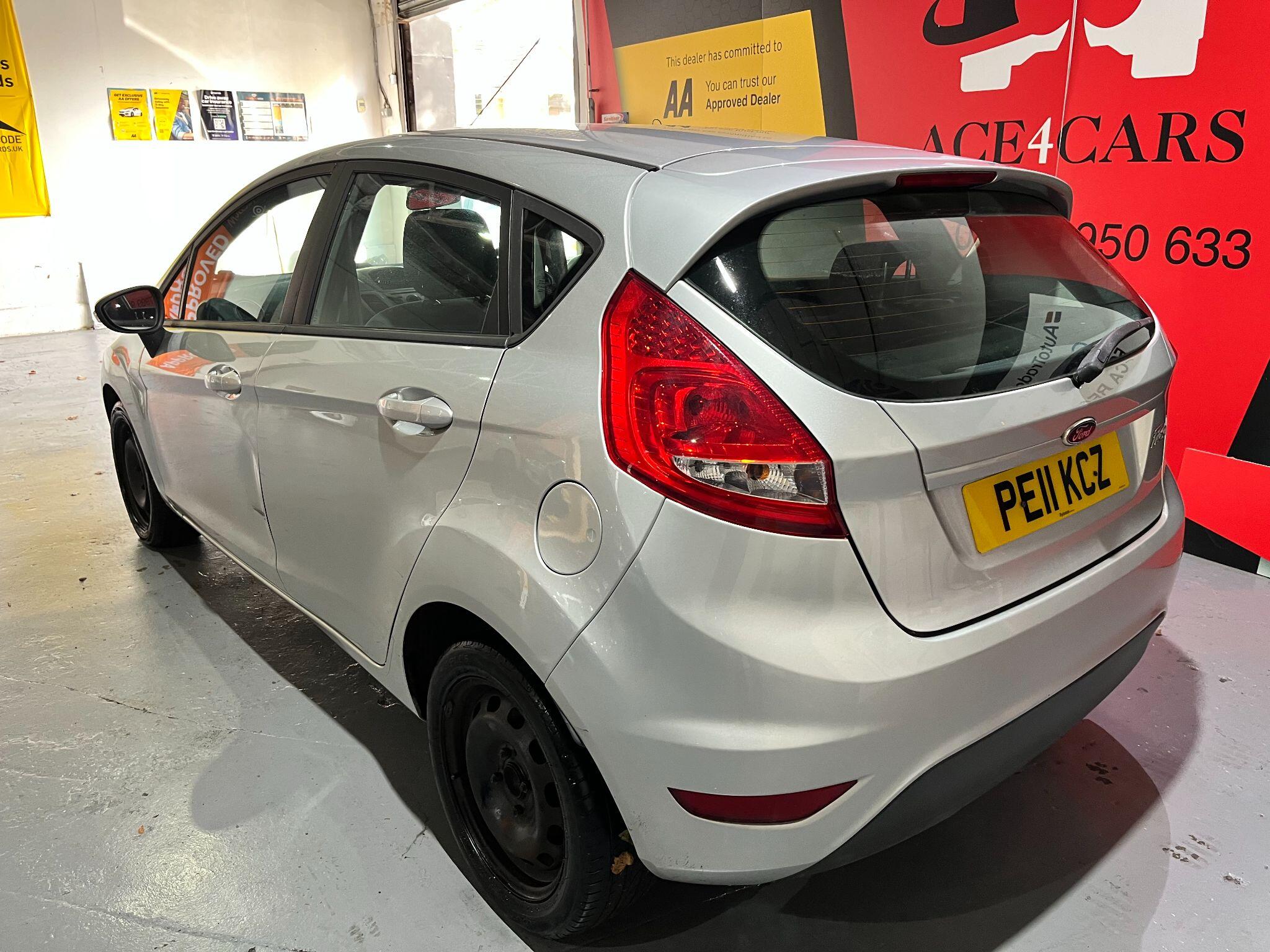 Ford Fiesta view 23