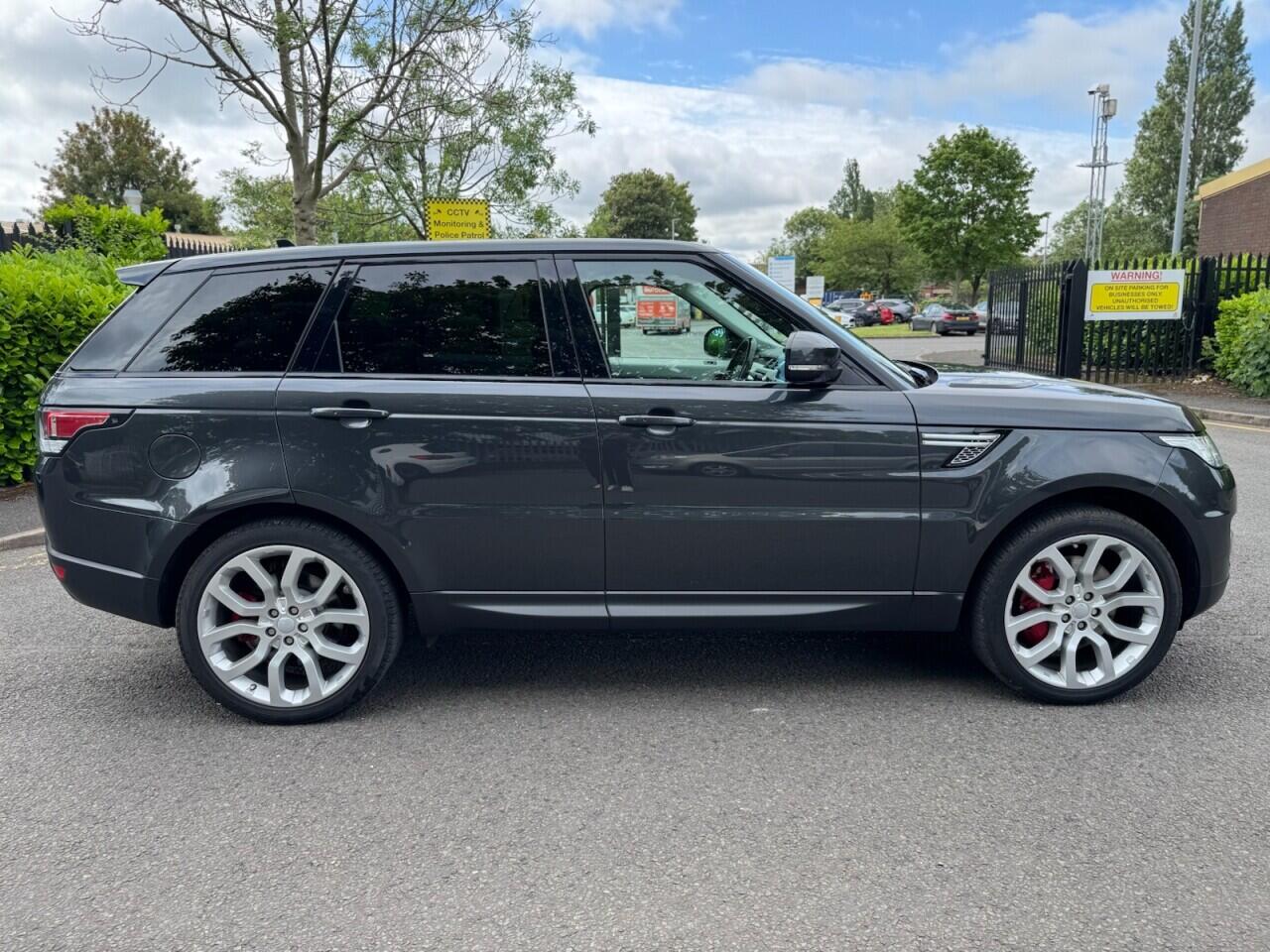 Land Rover Range Rover Sport view 10