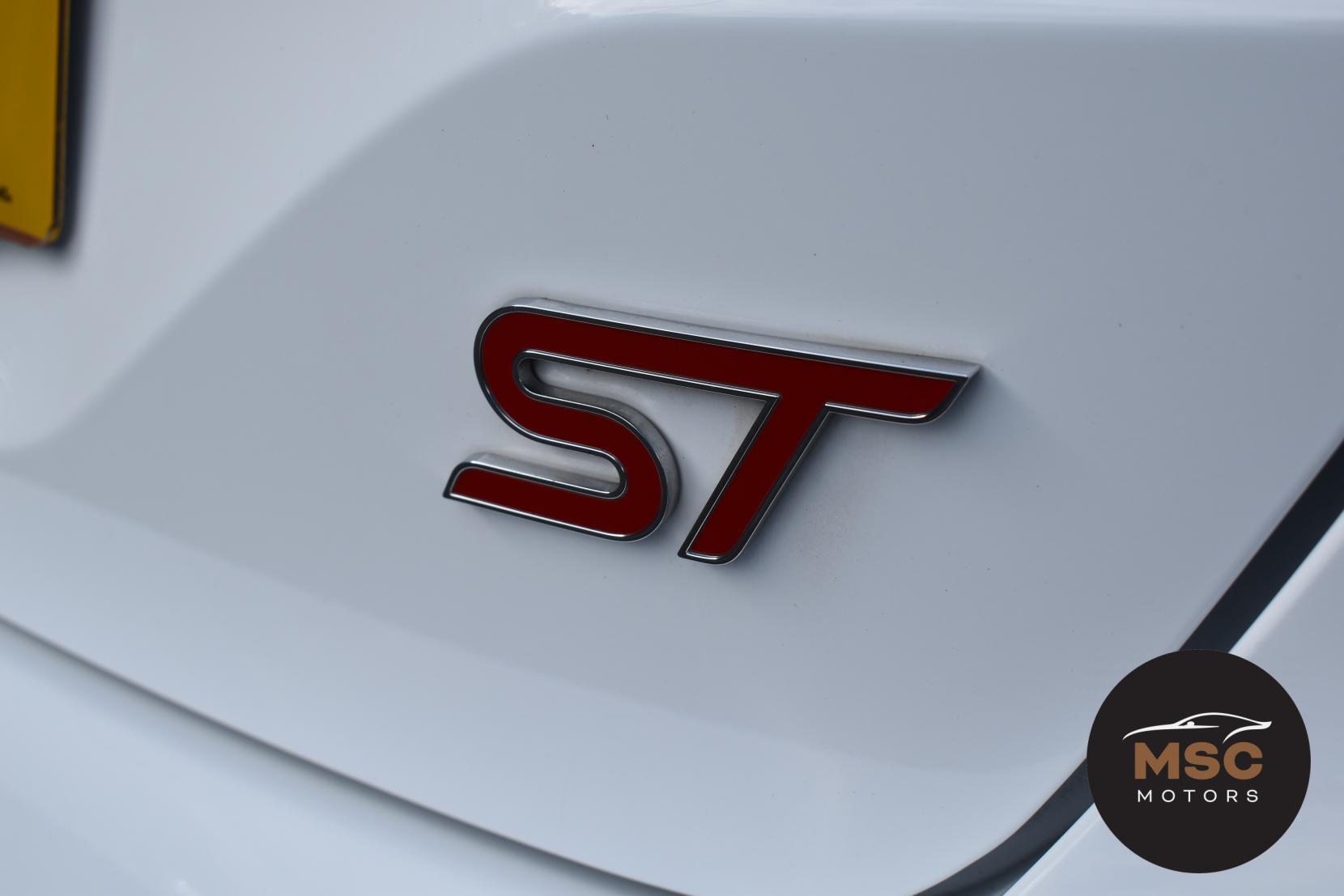 Ford Fiesta view 56