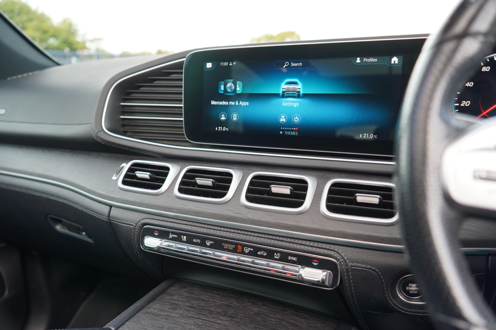 Mercedes-Benz Gle view 24