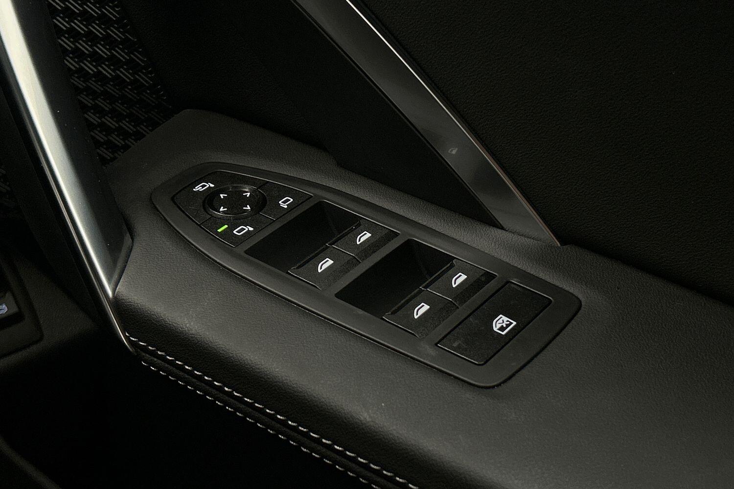 BMW iX2 view 23