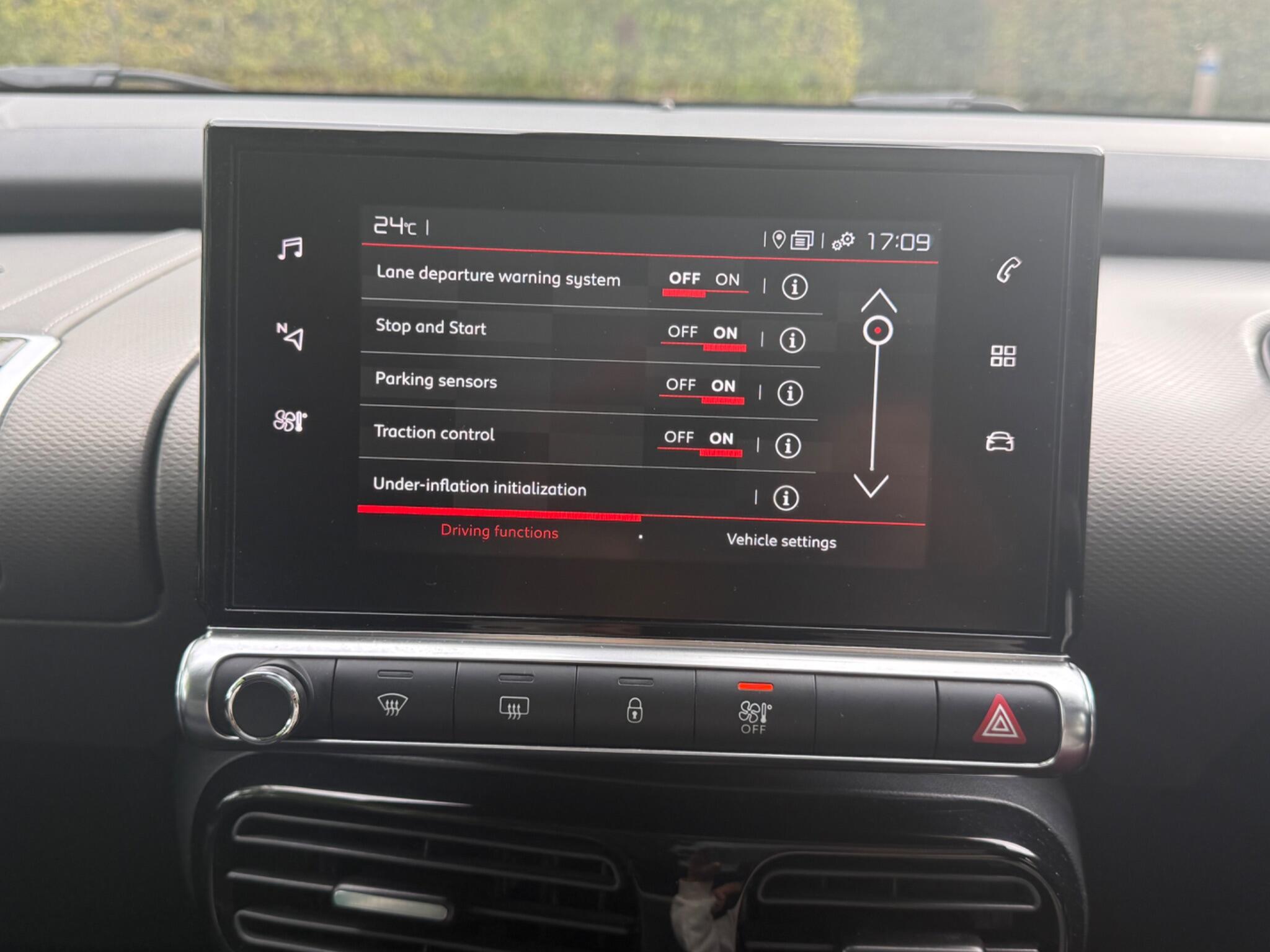 Citroen C4 Cactus view 69