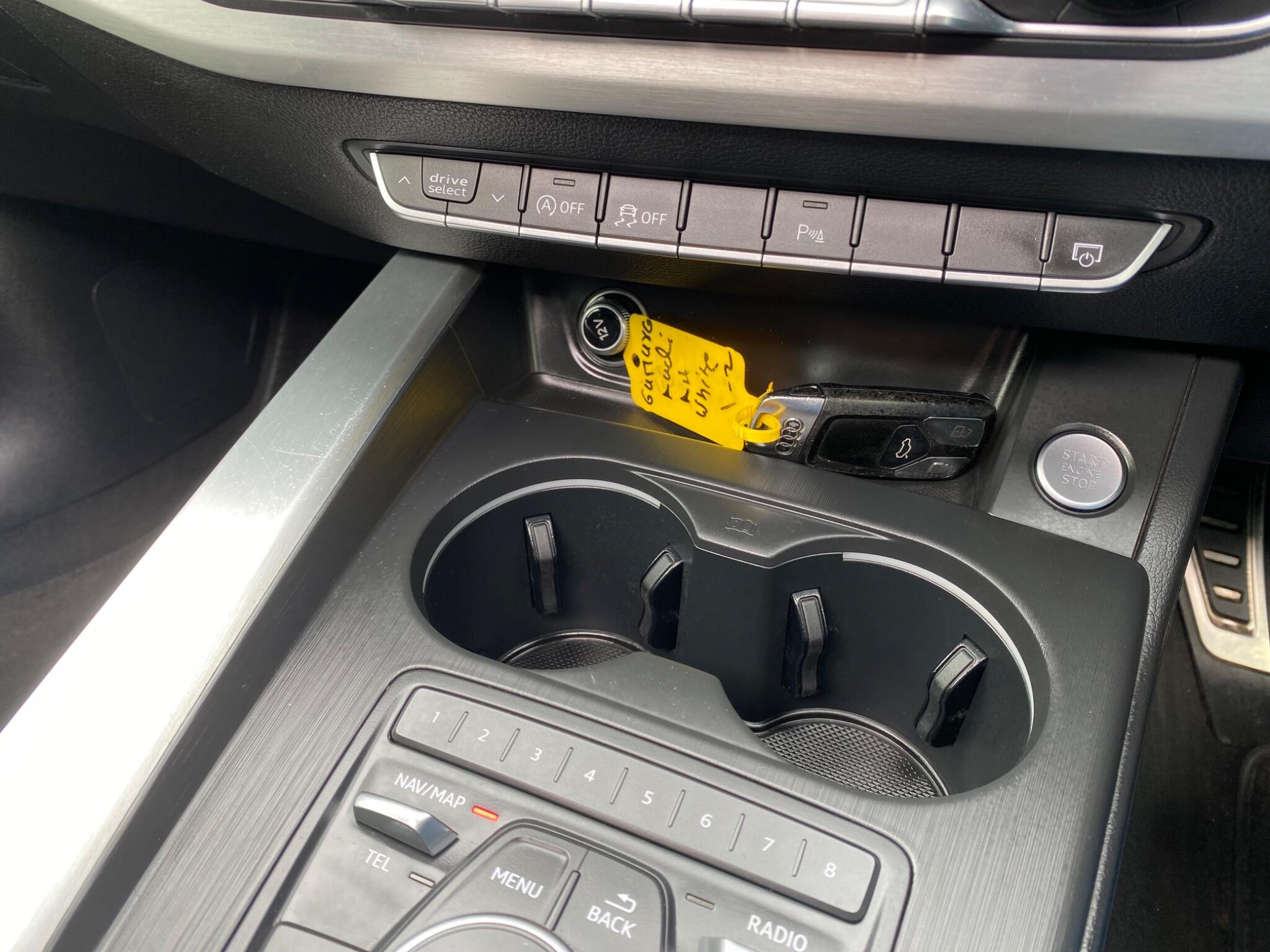 Audi A4 Avant view 28