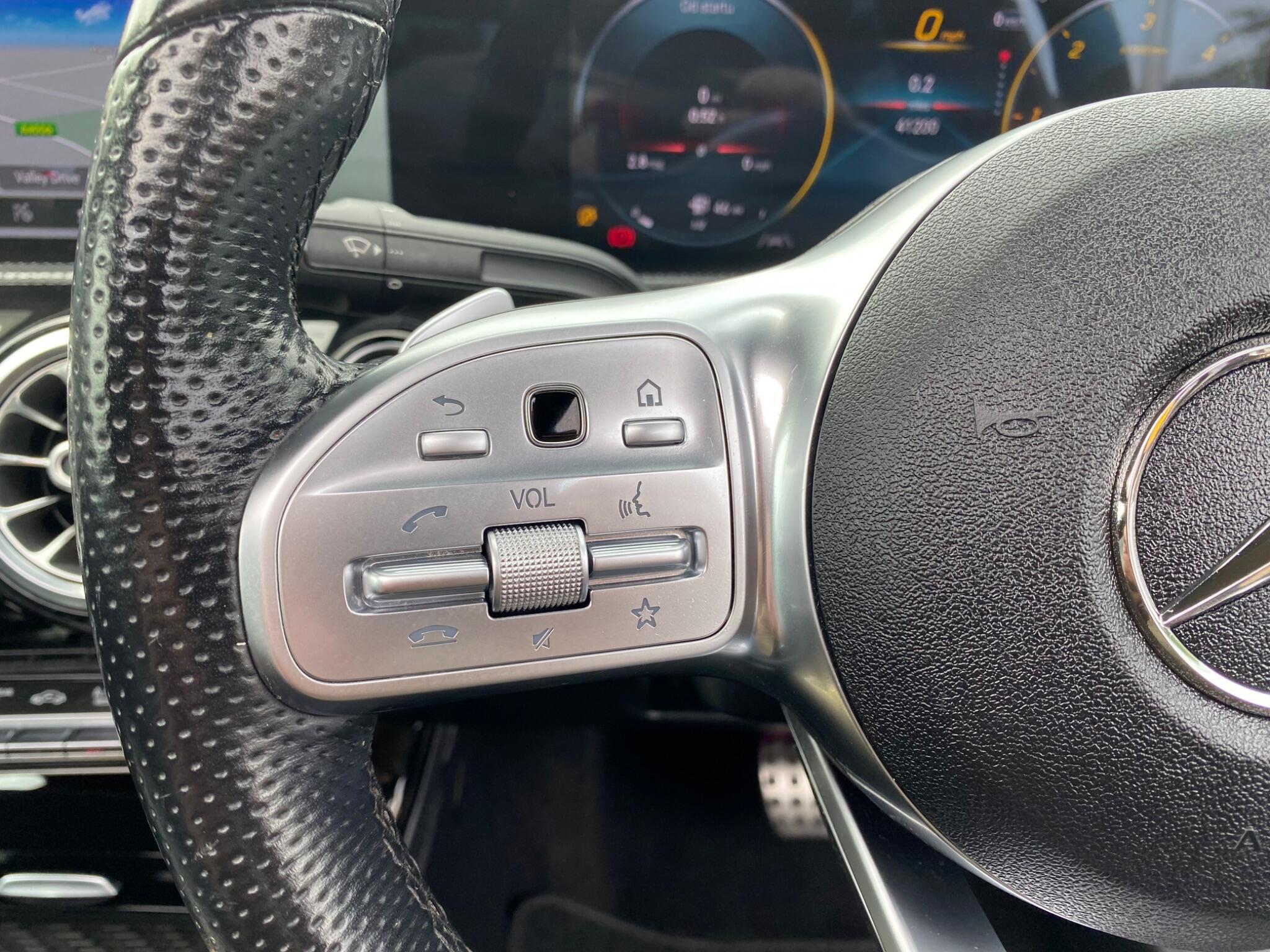 Mercedes-Benz Cla view 29