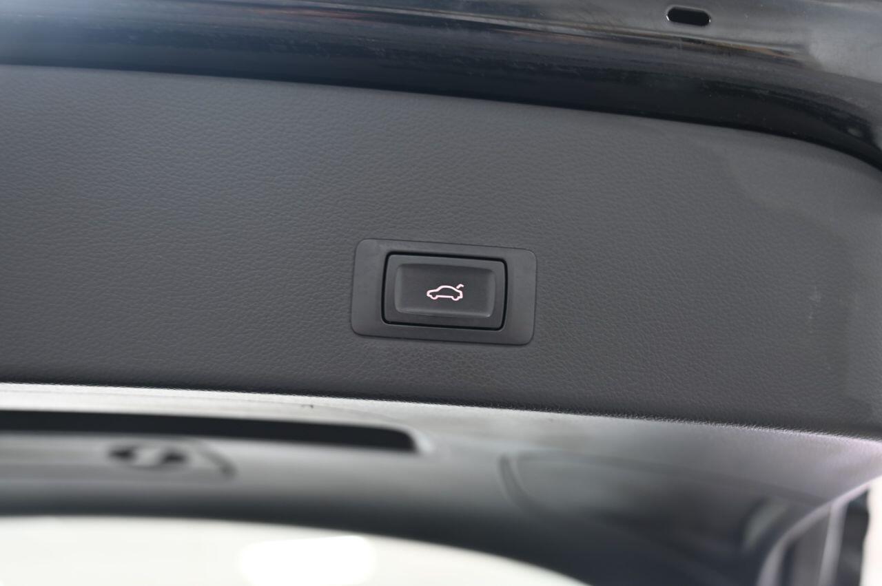 Audi A6 Avant view 40