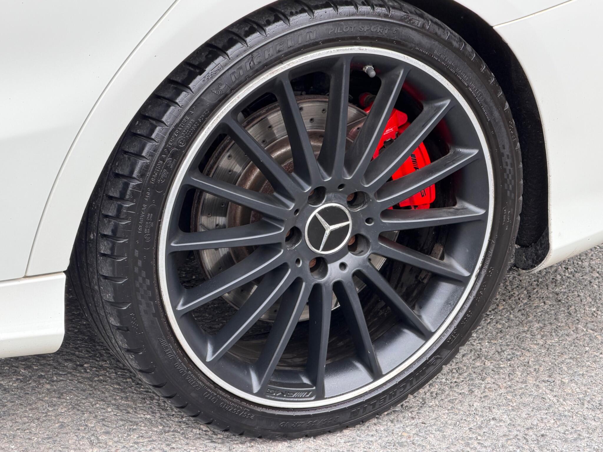 Mercedes-Benz Cla view 49