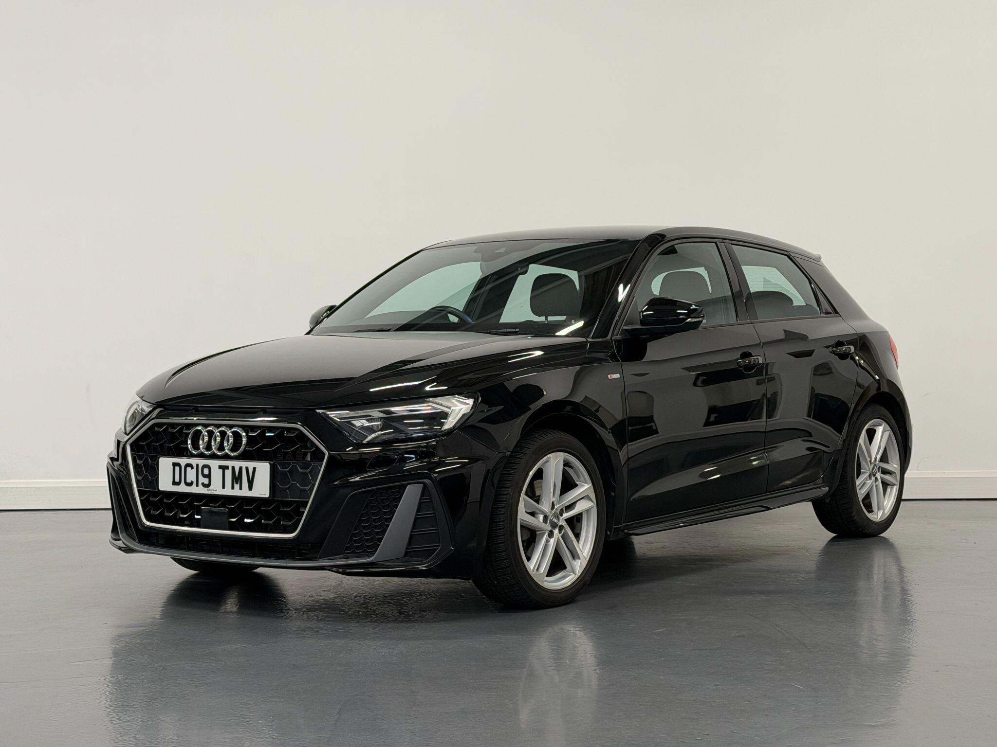 Audi A1 view 3