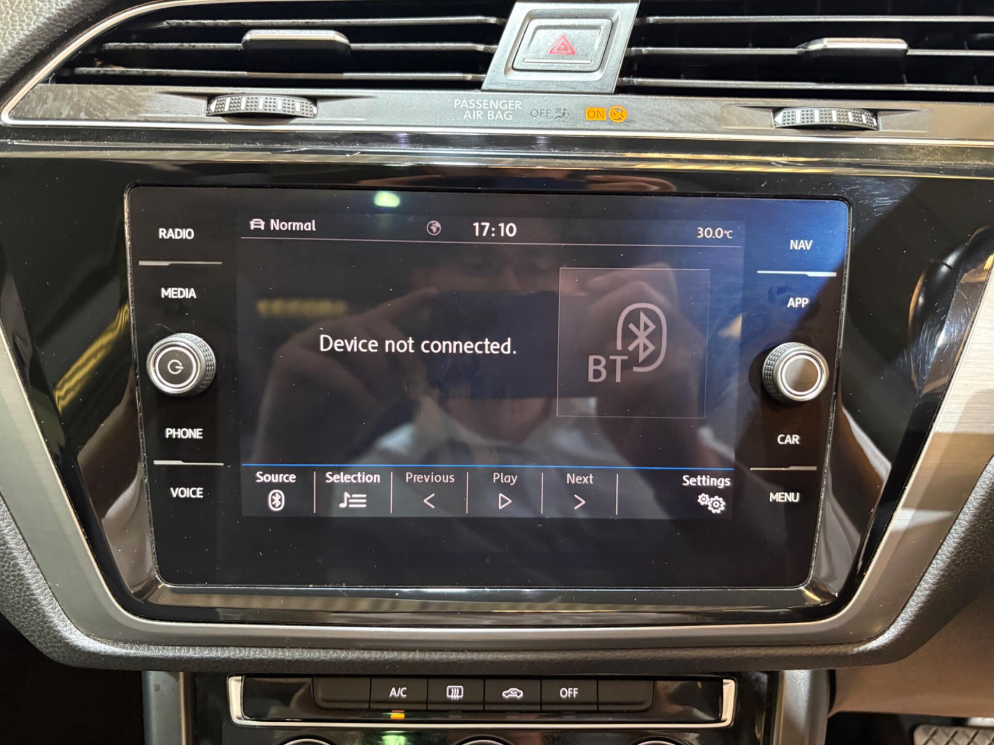 Volkswagen Touran view 66